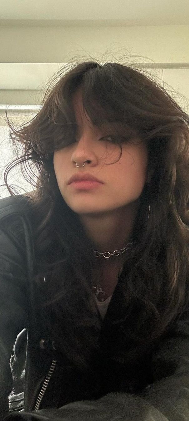 606x1349 ari abdul wallpaper