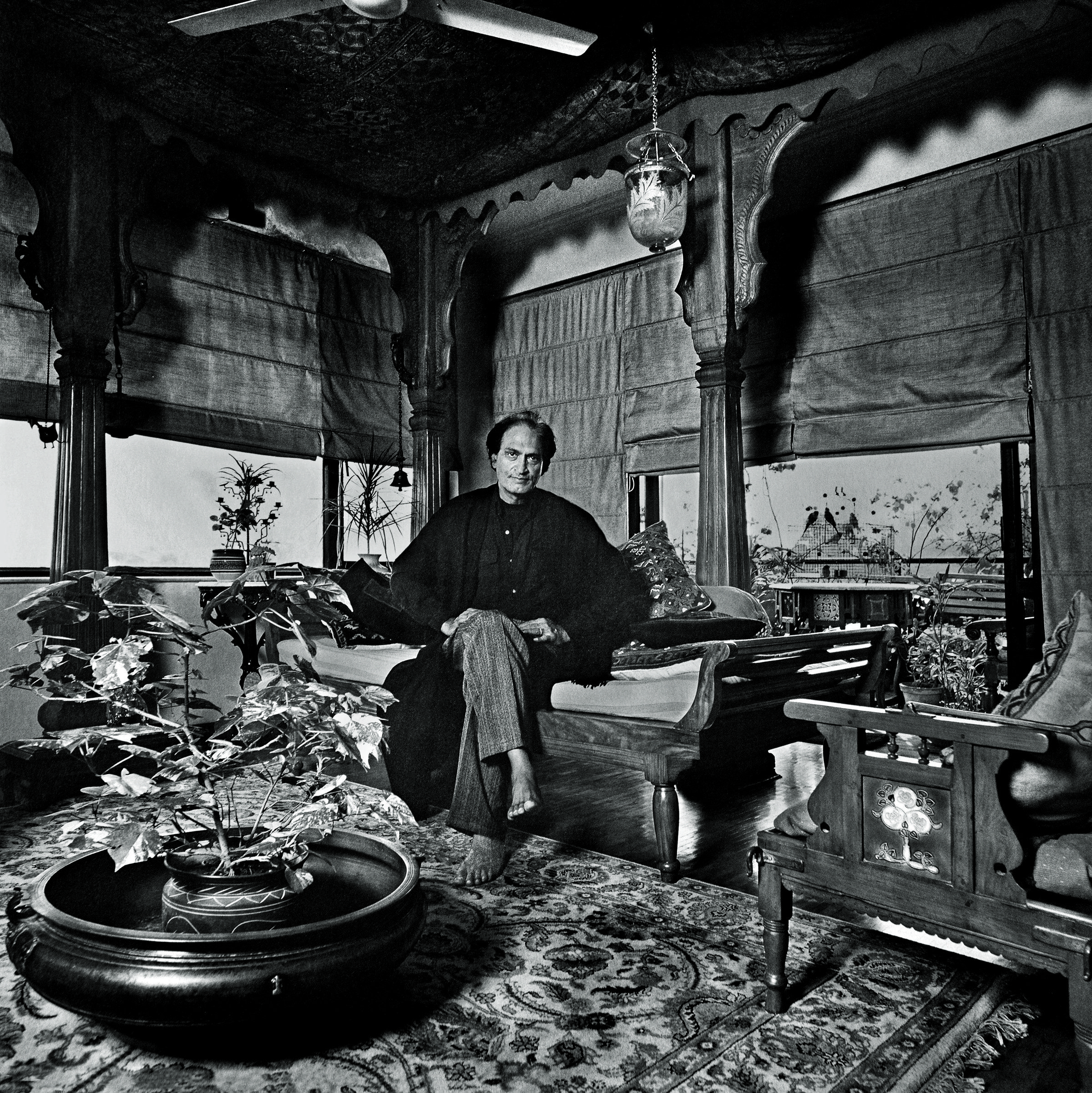 2400x2403 Delhi: Award Winning Photographer Raghu Rai's Delhi Shows Us His Home