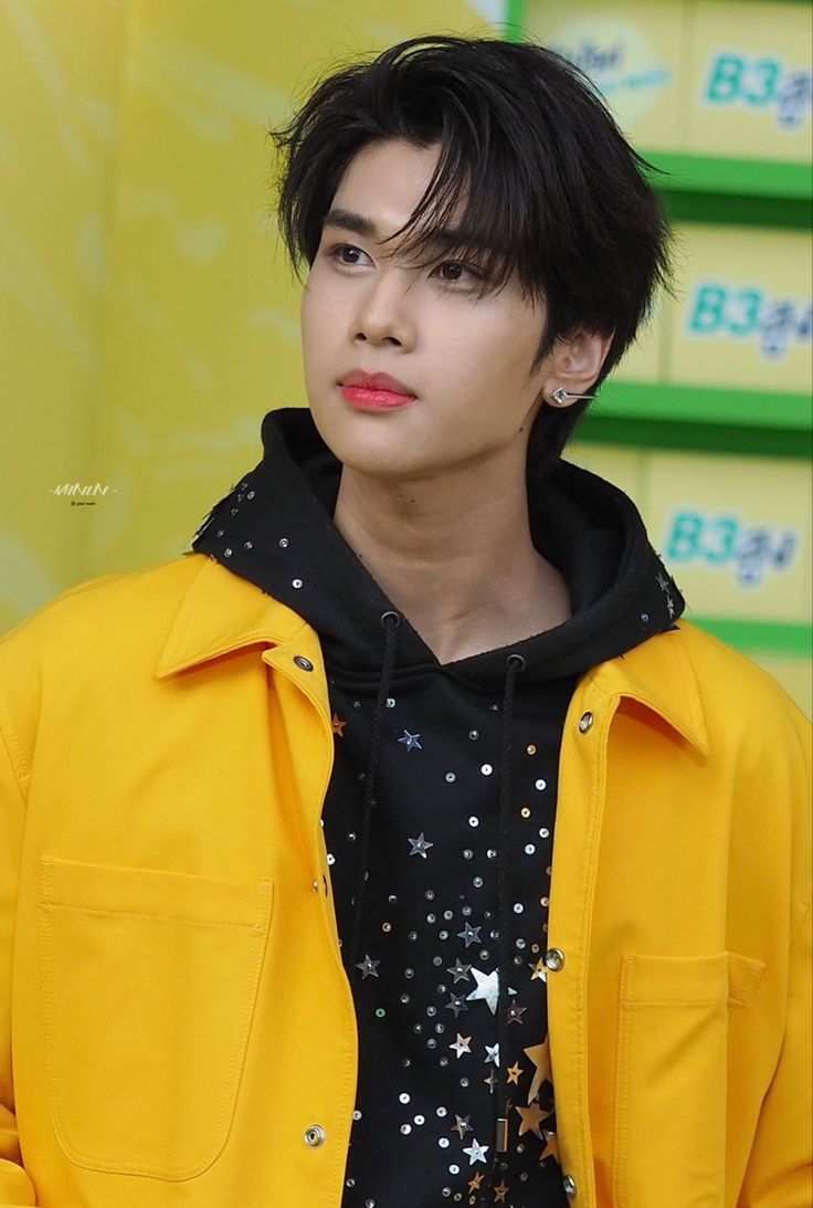 736x1093 Dunk Natachai