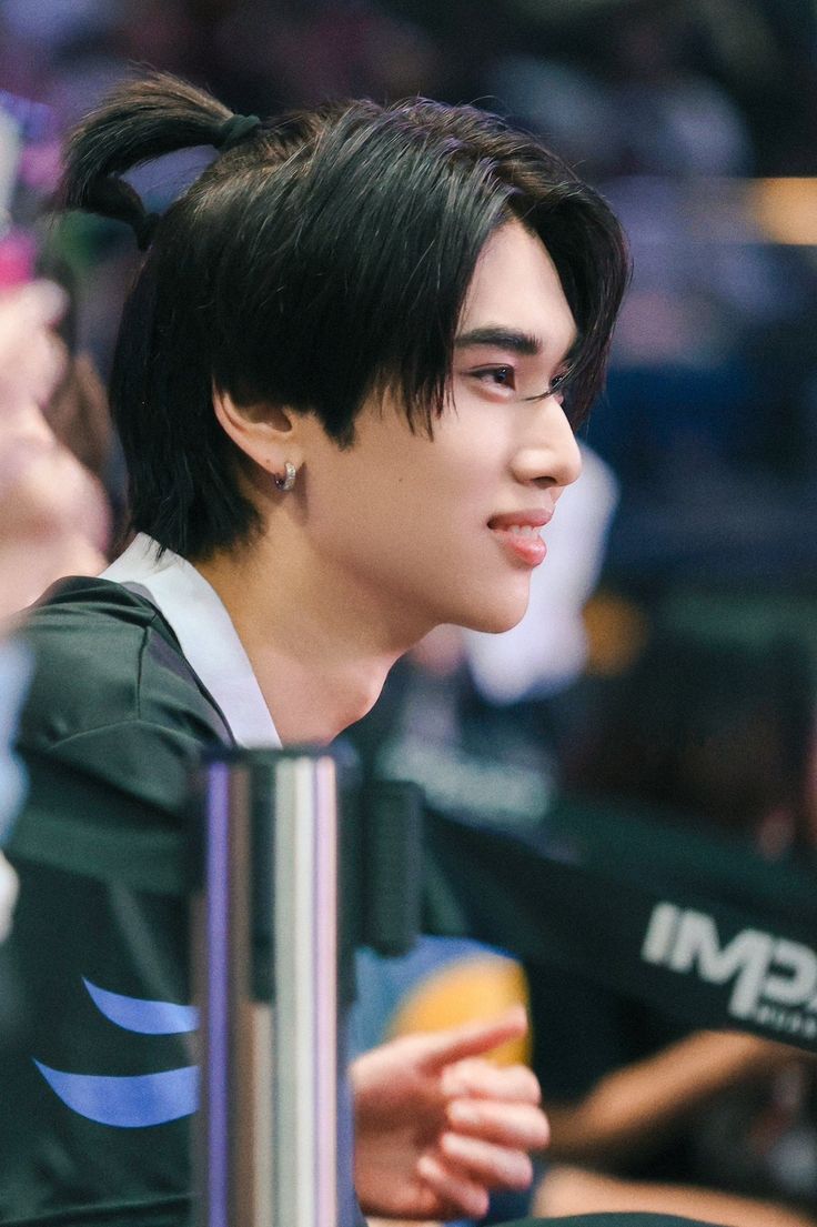 736x1105 Dunk Natachai