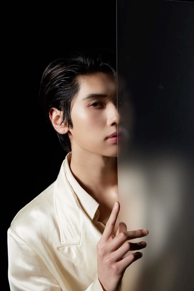 736x1104 Thai actor Dunk Natachai Instagram: dunknatachai
