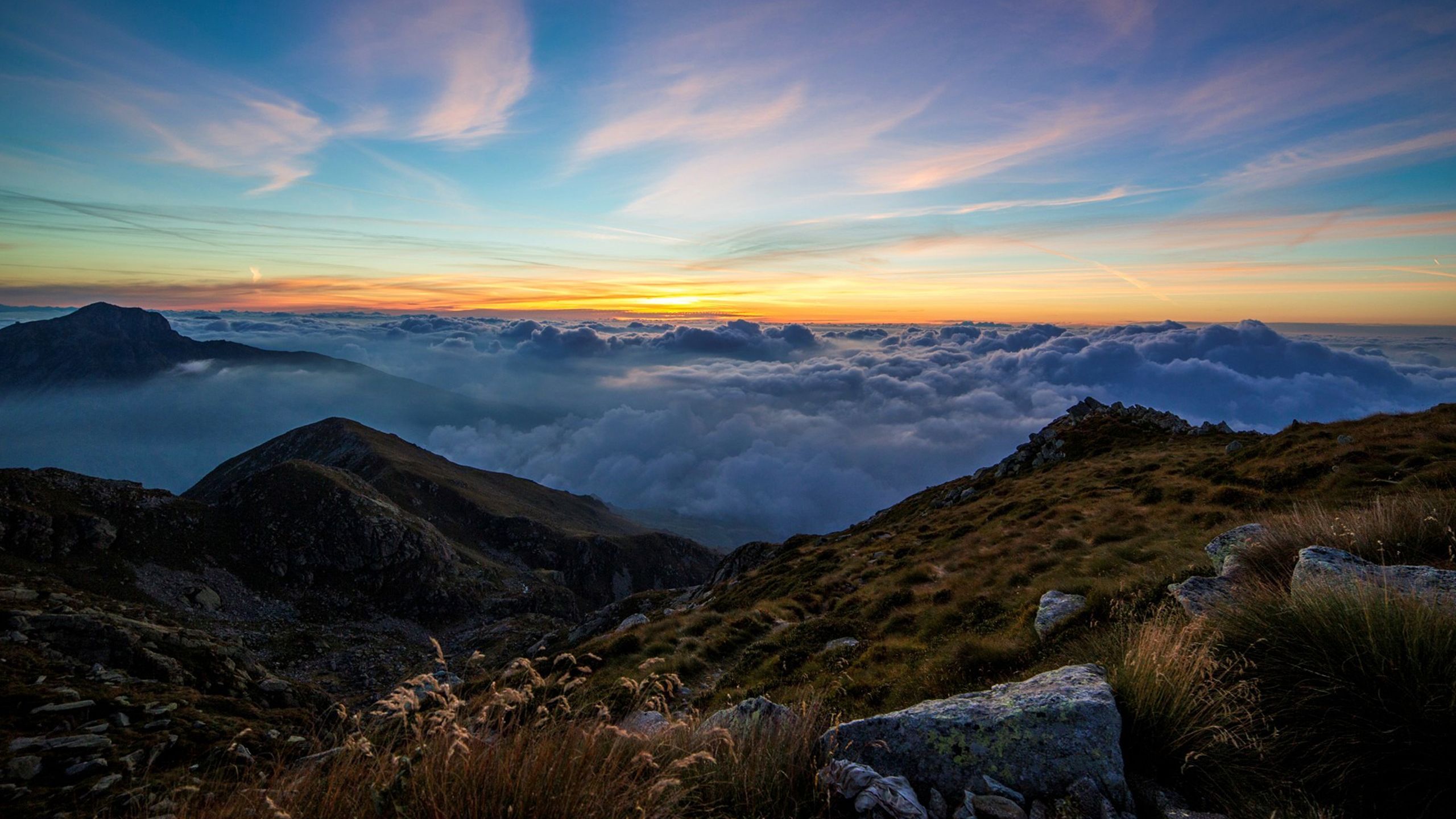 2560x1440 Dawn Mountain 2K Wallpaper x 1440 pxK
