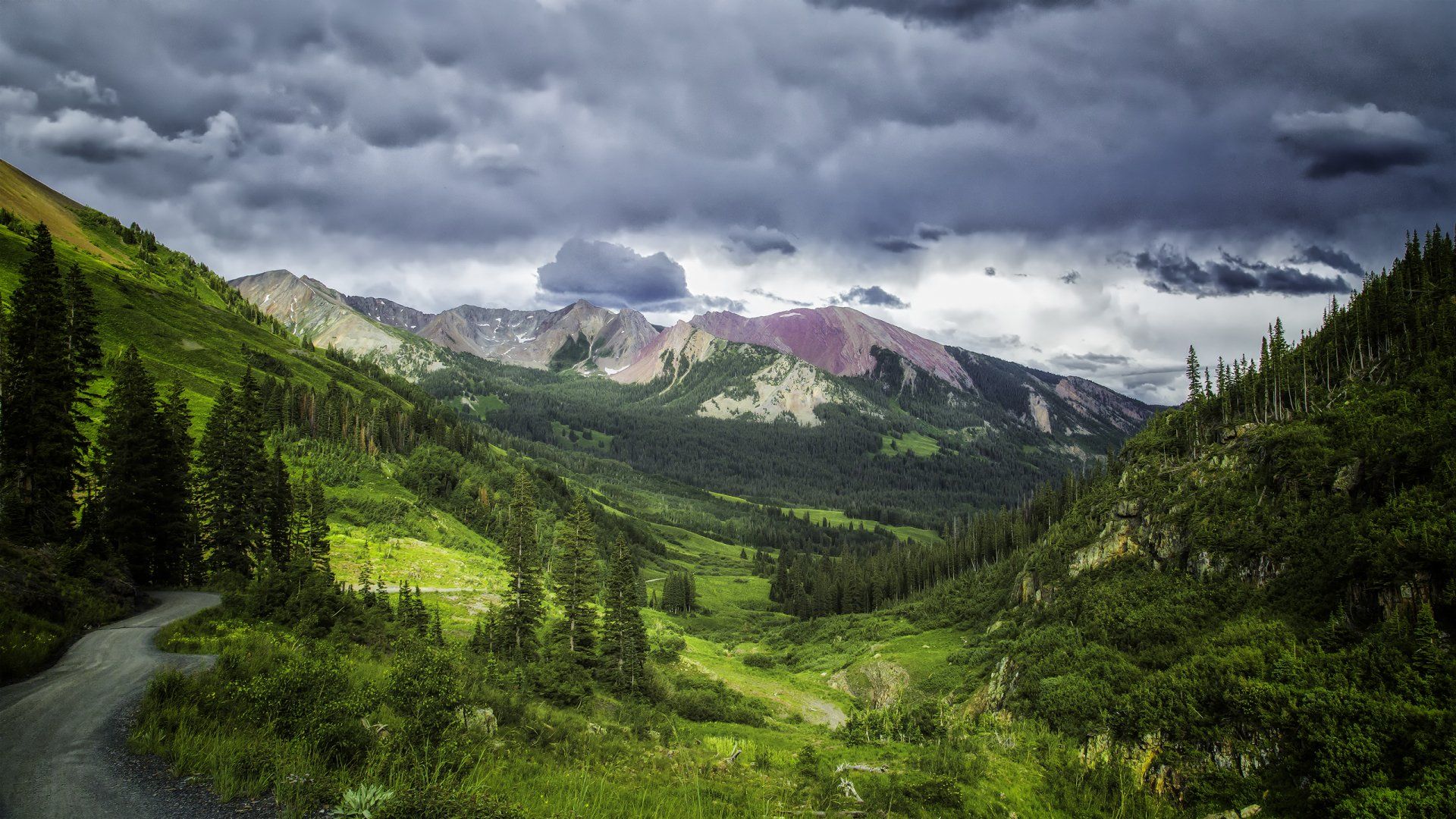 1920x1080 Spring Valley Road: Mountain Forest 2K Quad HD Wallpaper