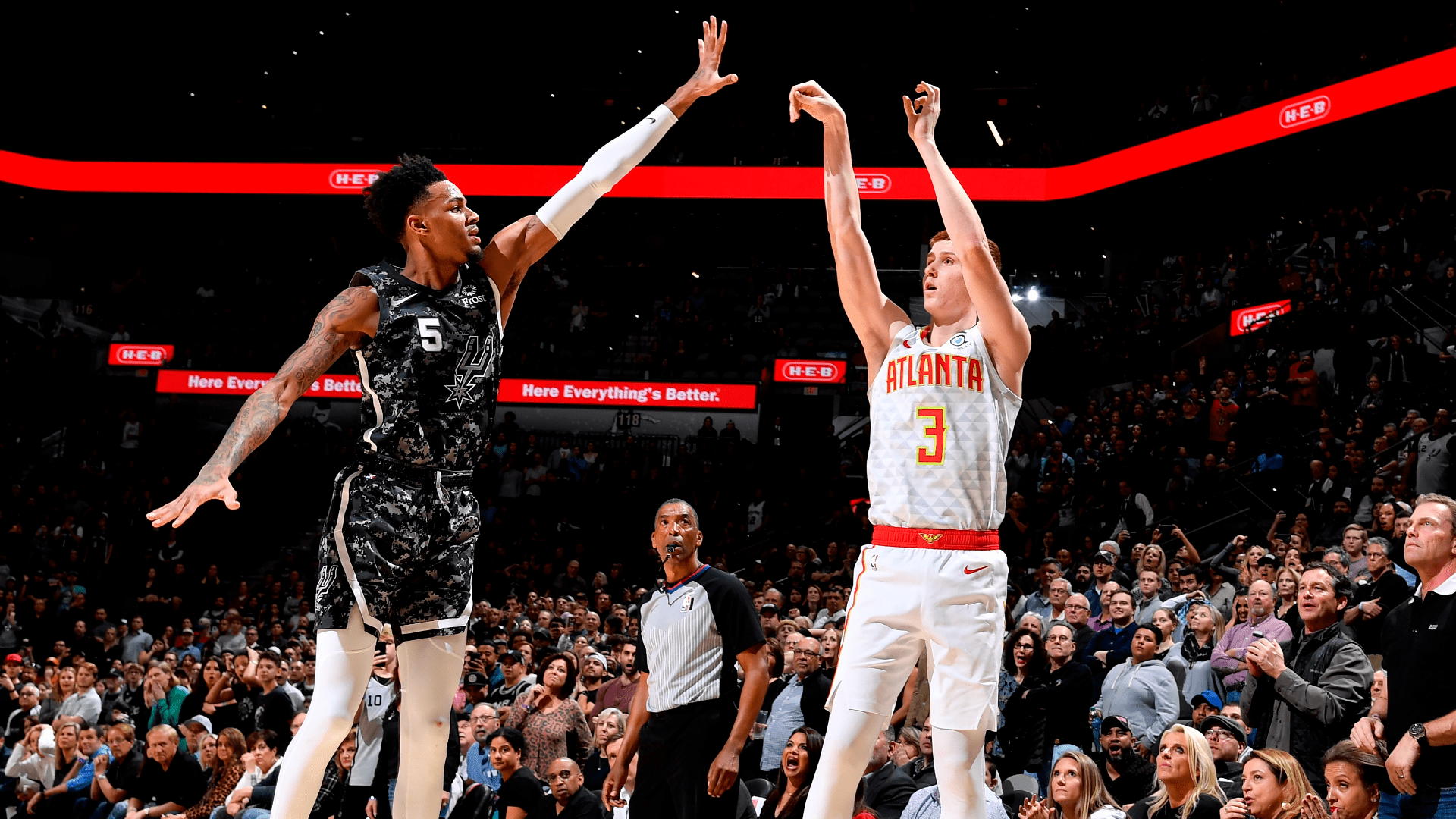 1920x1080 Kevin Huerter Drains The Game Winning Three As The Hawks Beat The Spurs In San Antonio For The First Time In 23 Years. Sporting News Canada