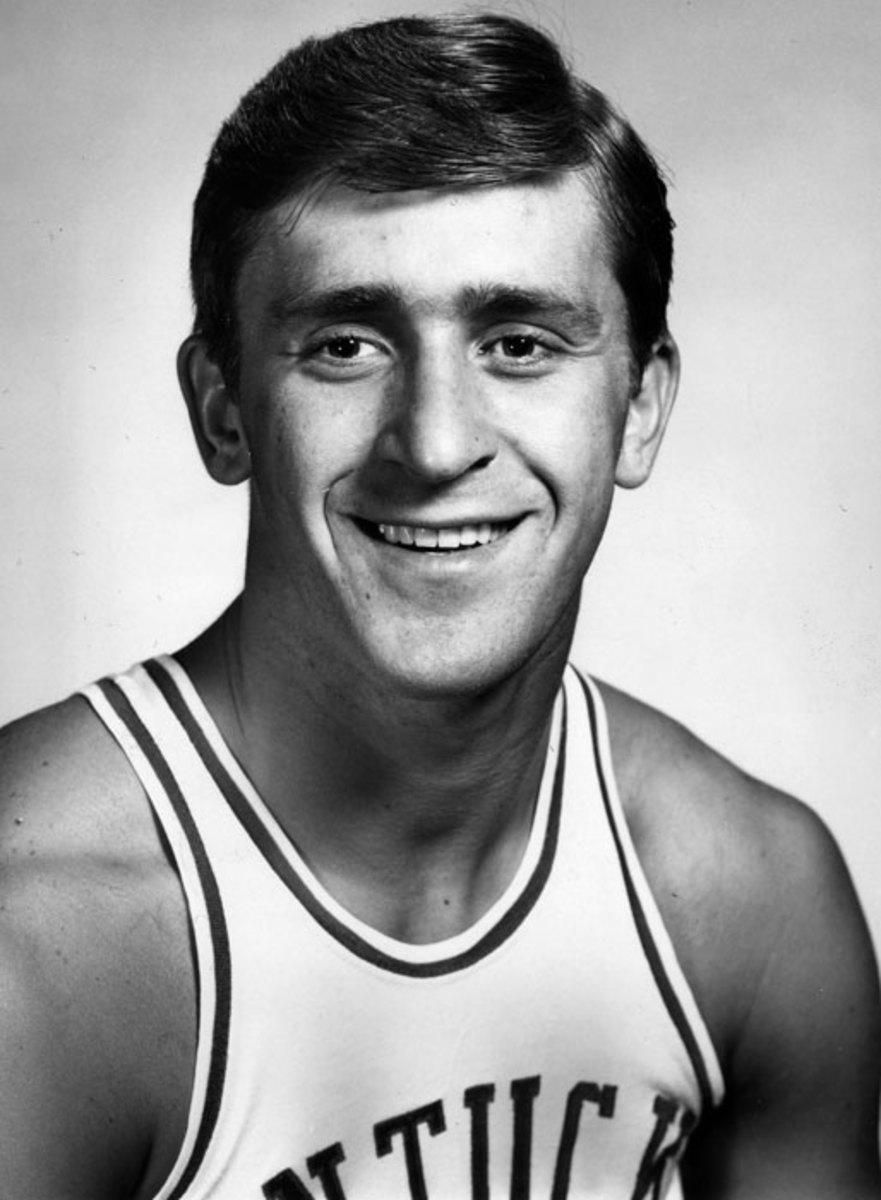 881x1200 Classic Photo of Pat Riley