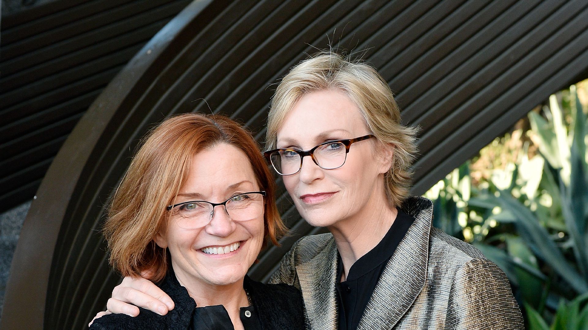 1920x1080 Meet Jane Lynch's wife, Jennifer