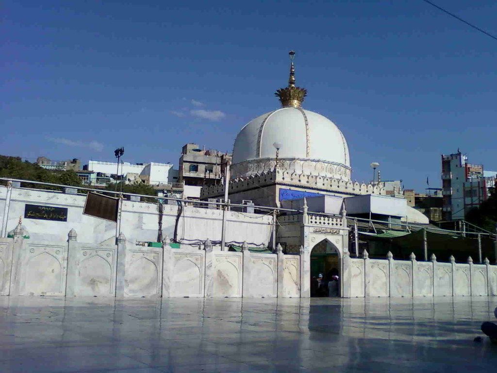1024x768 SULTAN UL HIND HAZRAT KHWAJA GARIB NAWAZ MOINUDDIN HASAN