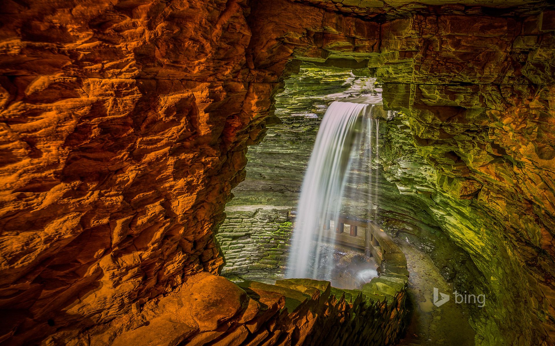 1920x1200 Cavern Cascade, Watkins Glen State Park, New York Wallpaper