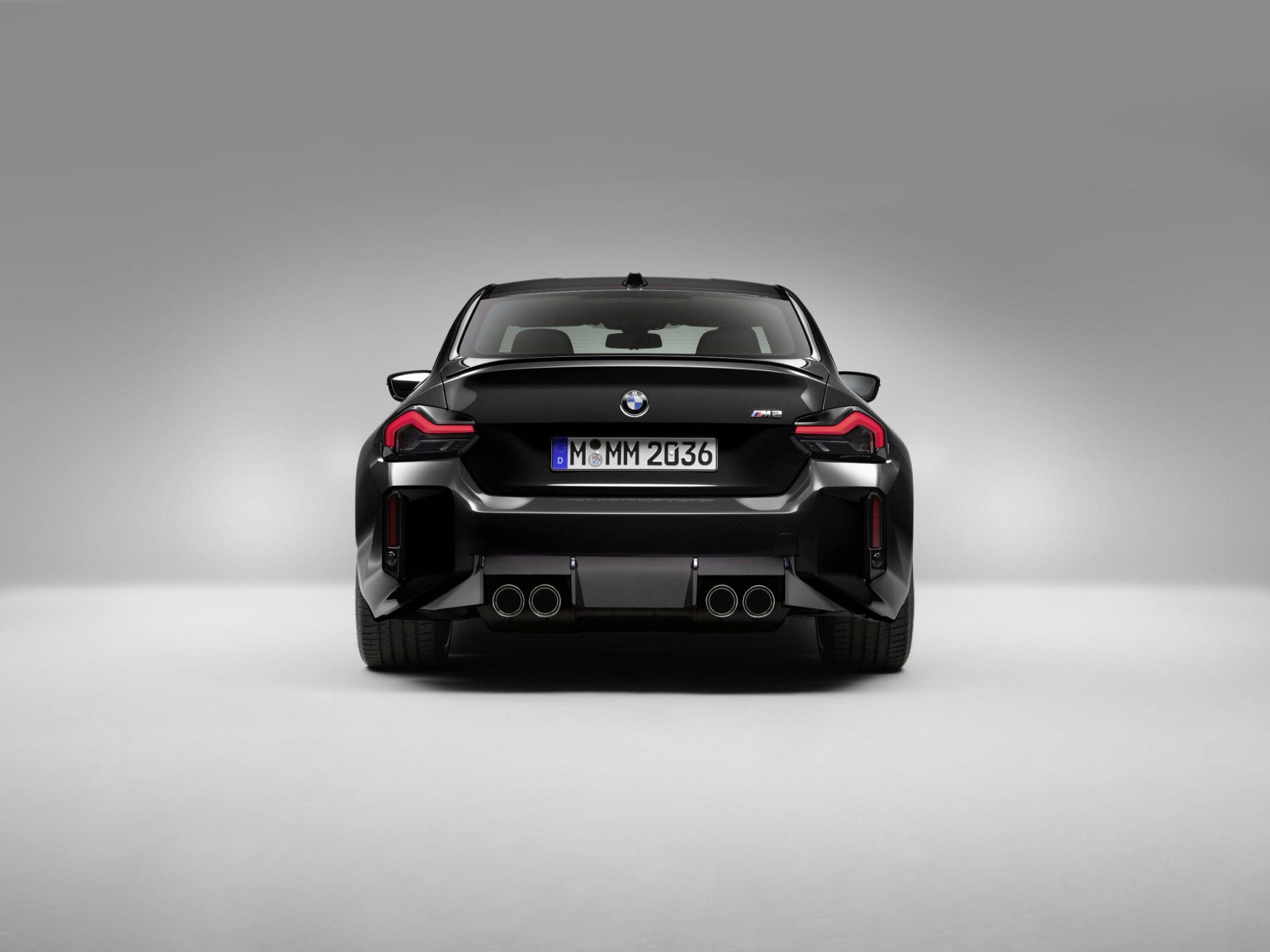 2048x1536 Black Sapphire Metallic G87 M2 Real World Look