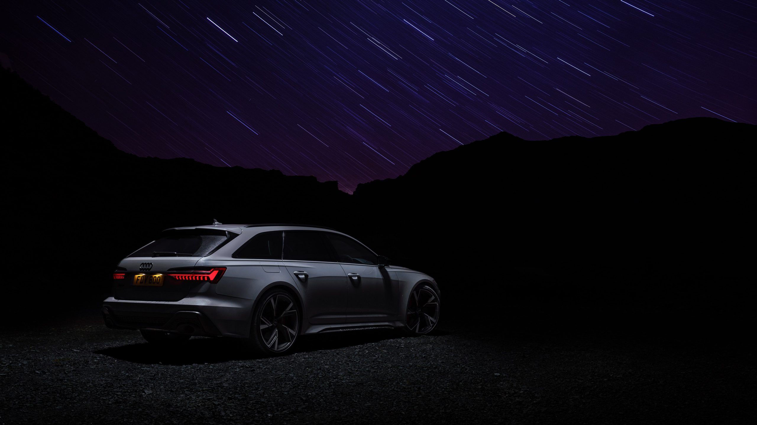 2560x1440 Audi RS6 Avant Wallpaper