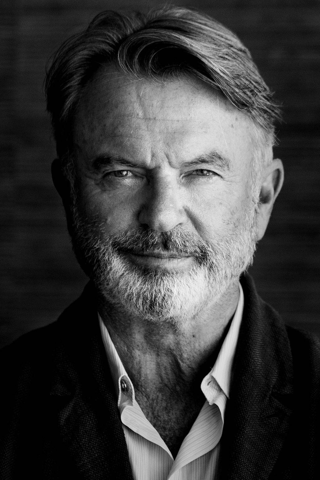 1027x1540 Download New Zealand Actor Sam Neill Black And White Portrait Wallpaper