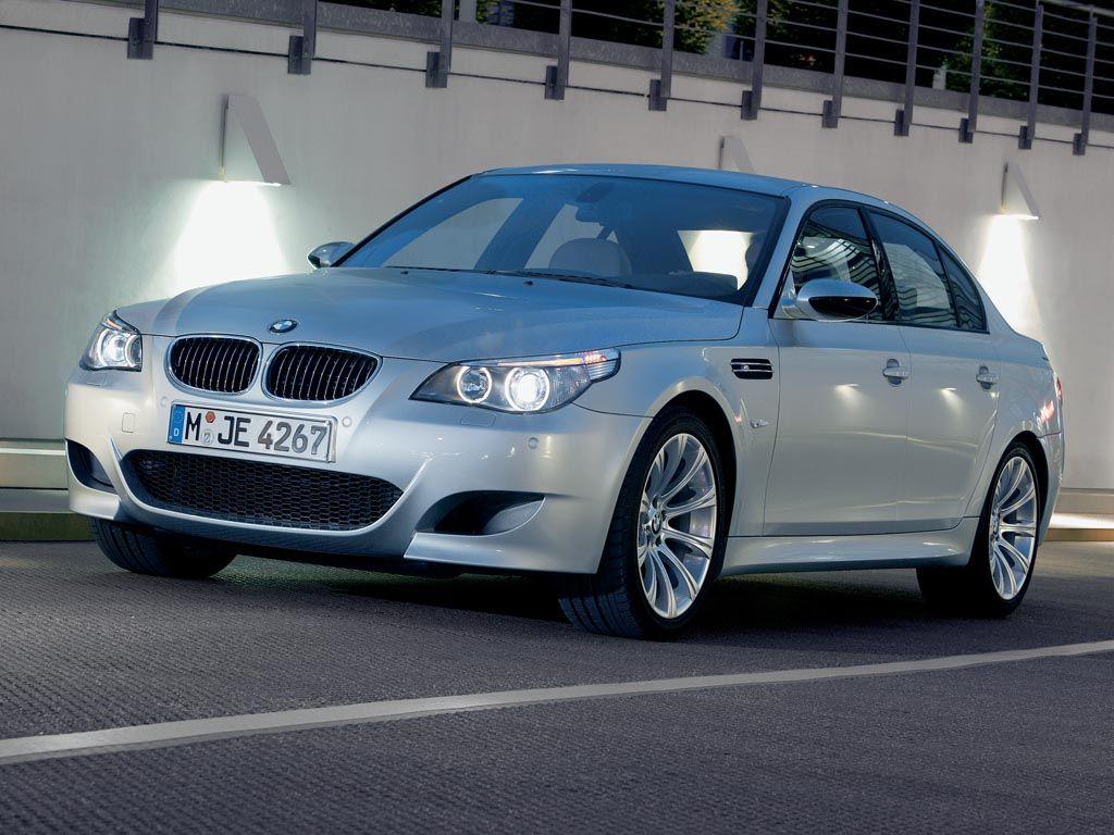 1024x768 BMW M5