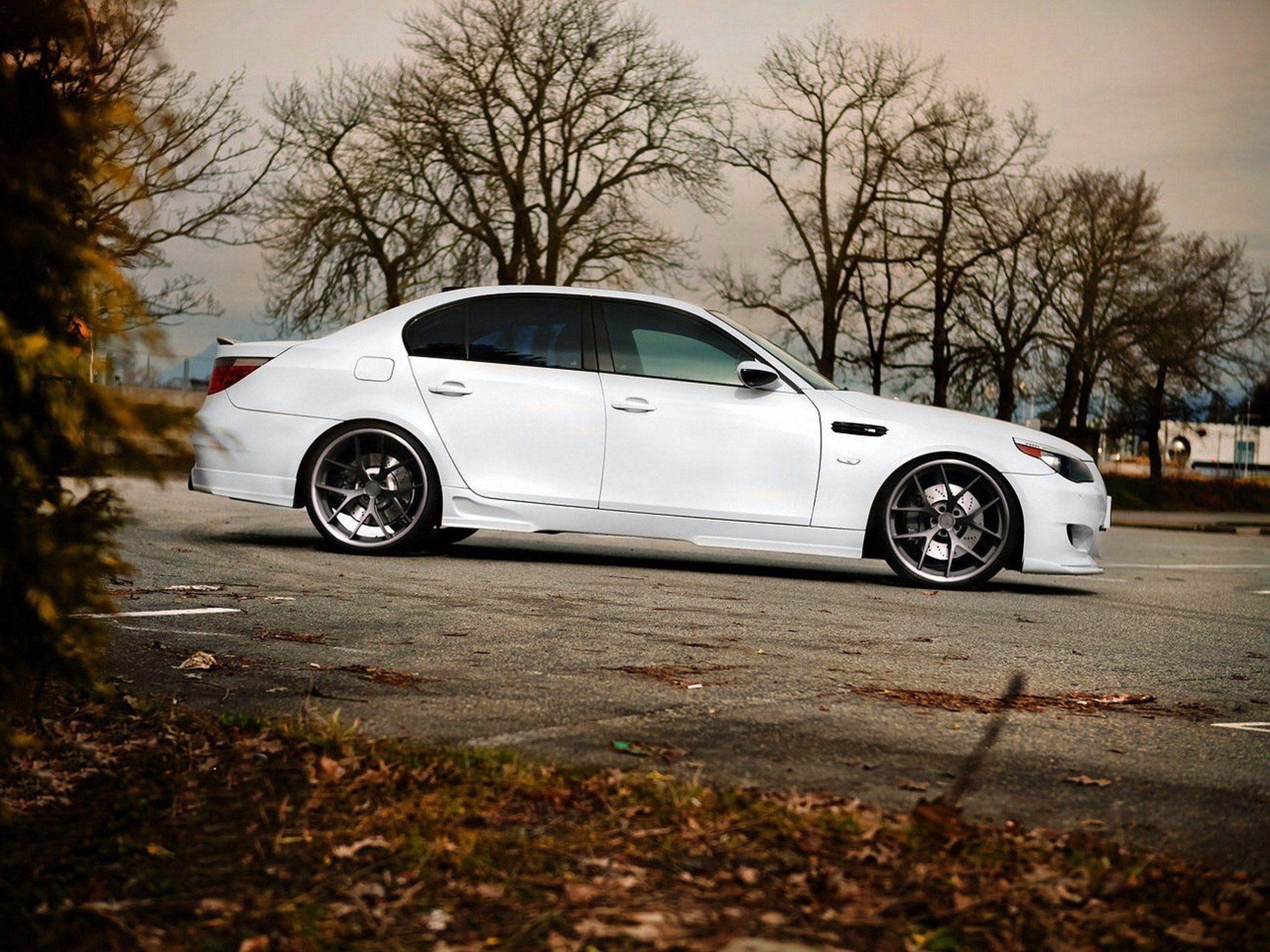 1920x1440 White tuning BMW M5 BMW E60 wallpaperx1440