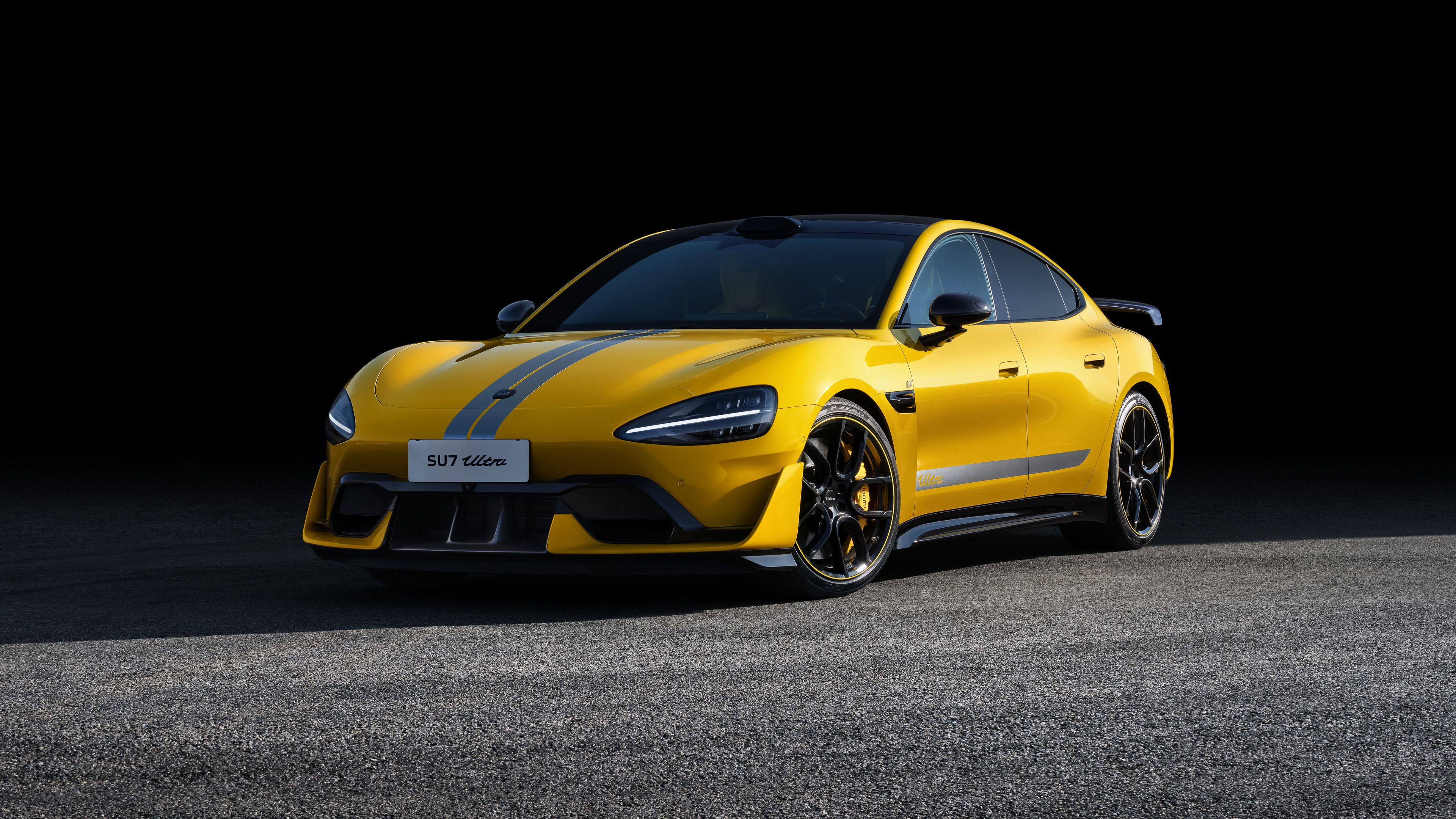 3840x2160 Xiaomi SU7 Ultra 2025 Yellow Car 4K HD Cars Wallpaper