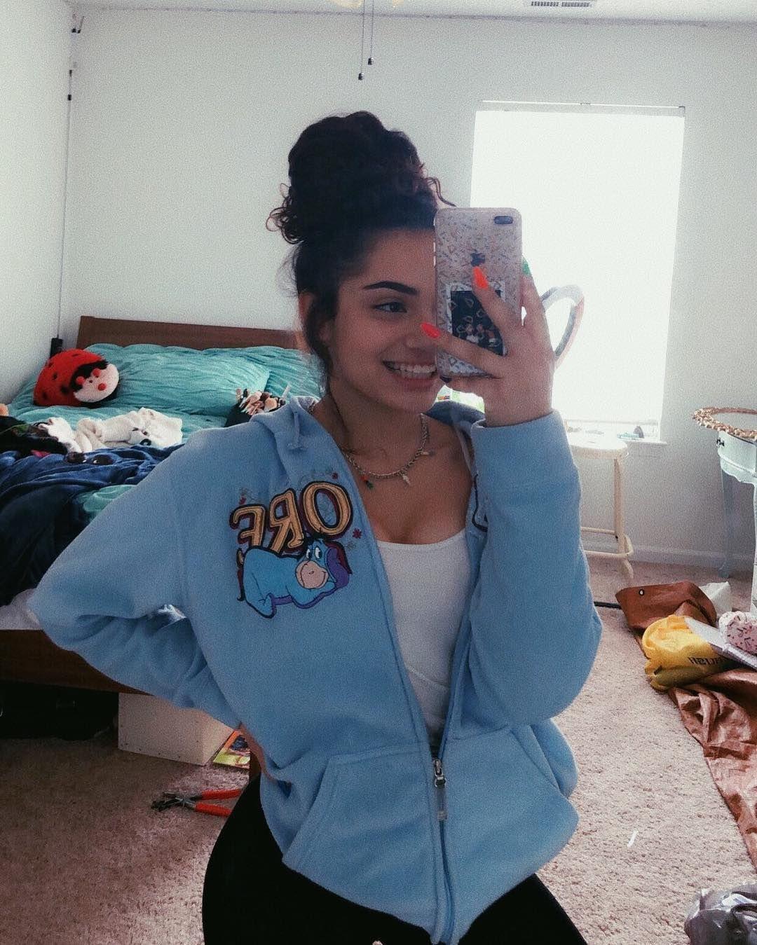 Avani Gregg Wallpapers - Top Free Avani Gregg Backgrounds - WallpaperAccess