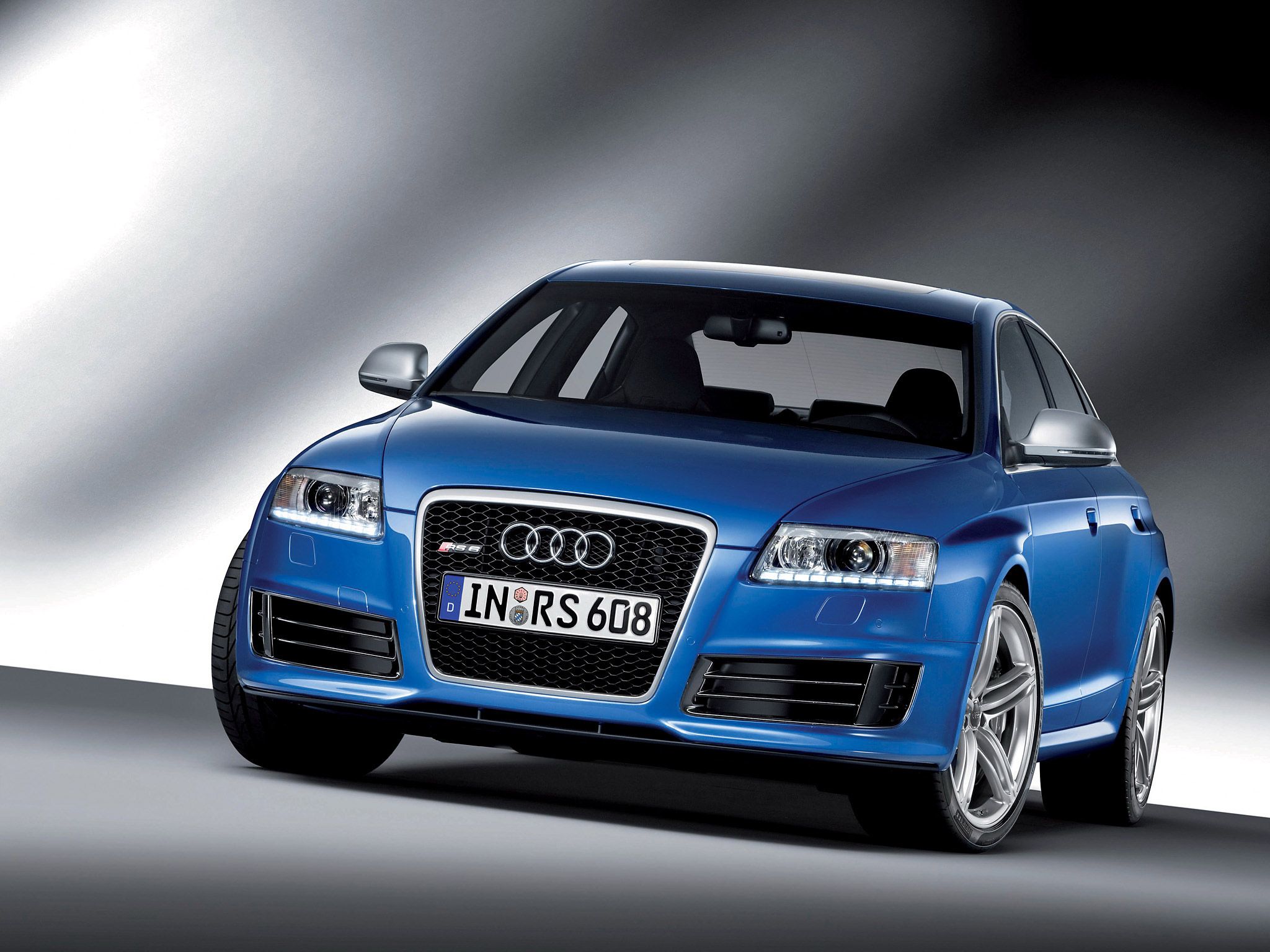 2048x1536 Audi RS6 Wallpaper