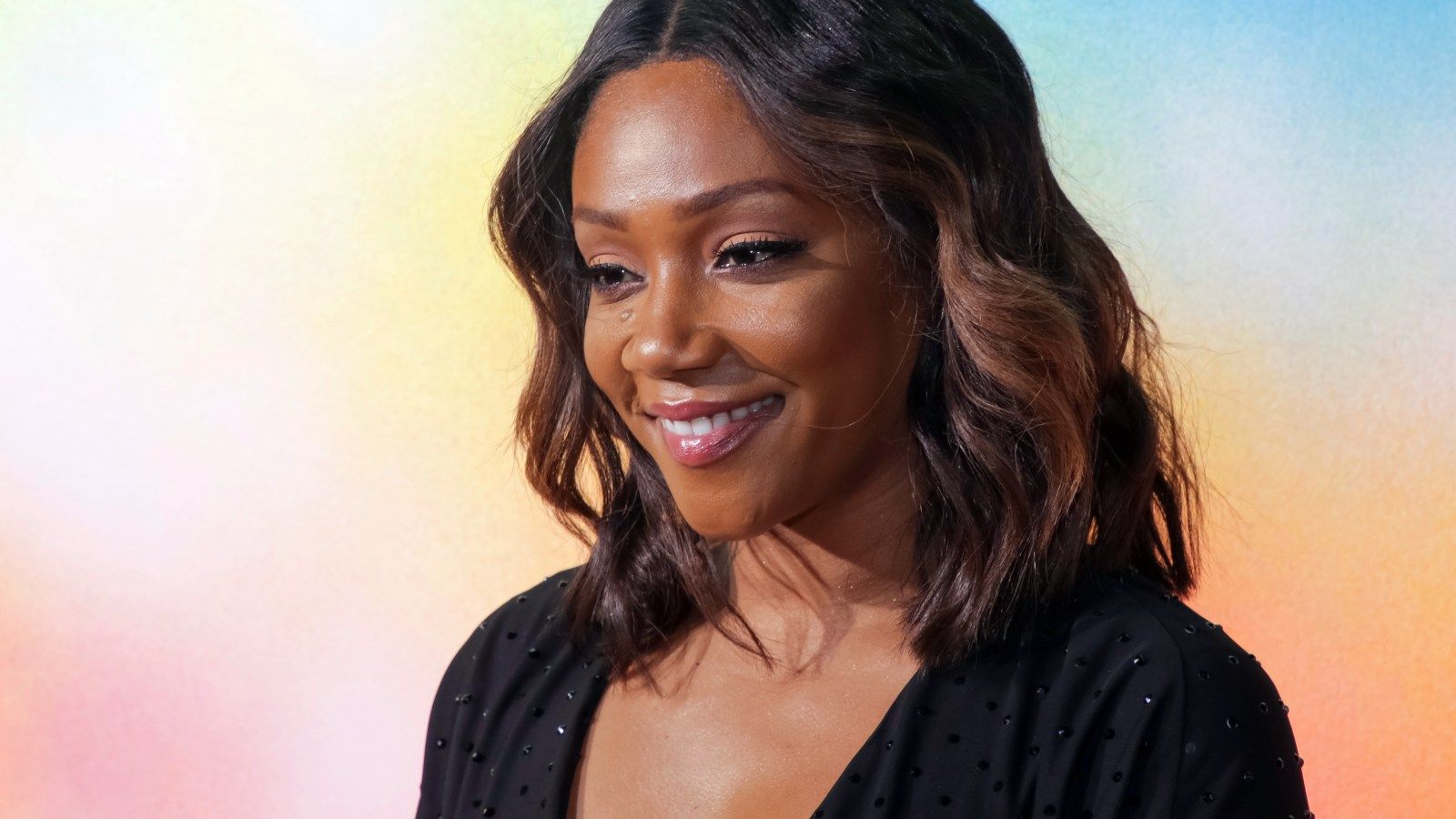 1600x900 Tiffany Haddish Announces #SheReady Stand Up Tour