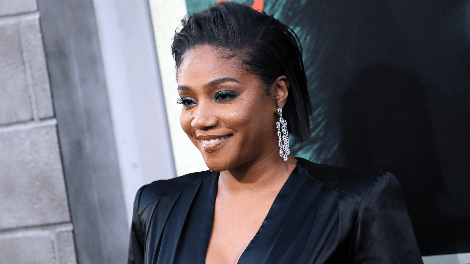 1920x1080 Tiffany Haddish lost 50 pounds, thanks to this VR game