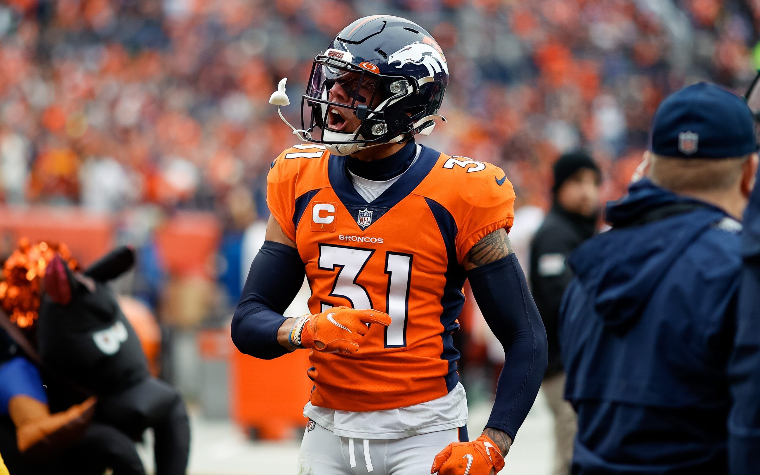 2560x1600 Justin Simmons voted the NFL's top safety by his peers High Sports