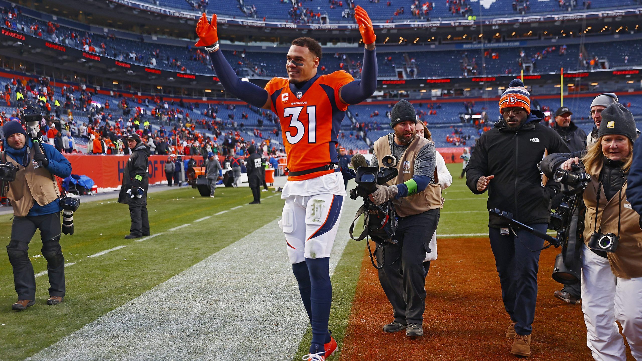 2560x1440 Broncos' Justin Simmons named AFC Defensive Player of the Week