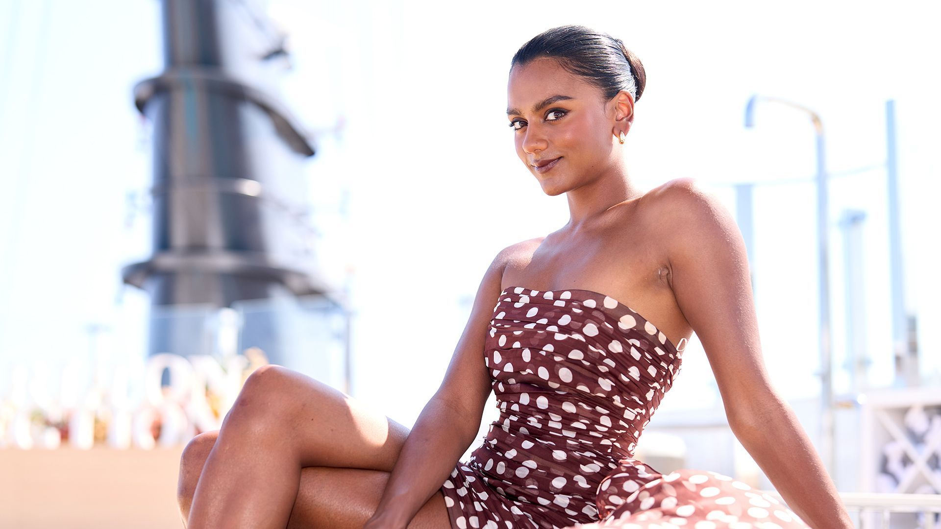 1920x1080 Simone Ashley Proves These Nikes Will Never Go Out of Style
