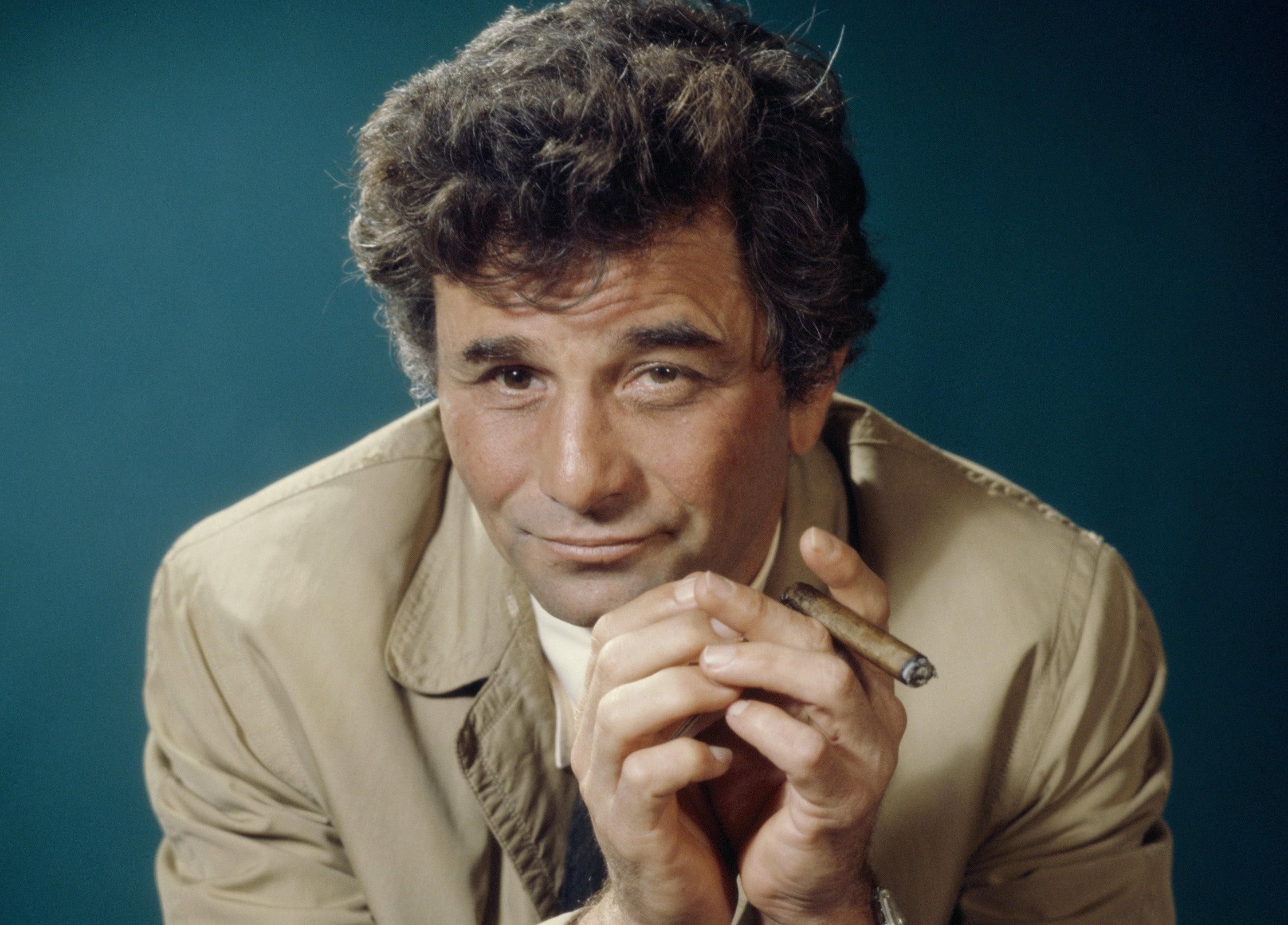 2904x2085 Peter Falk Wallpaper