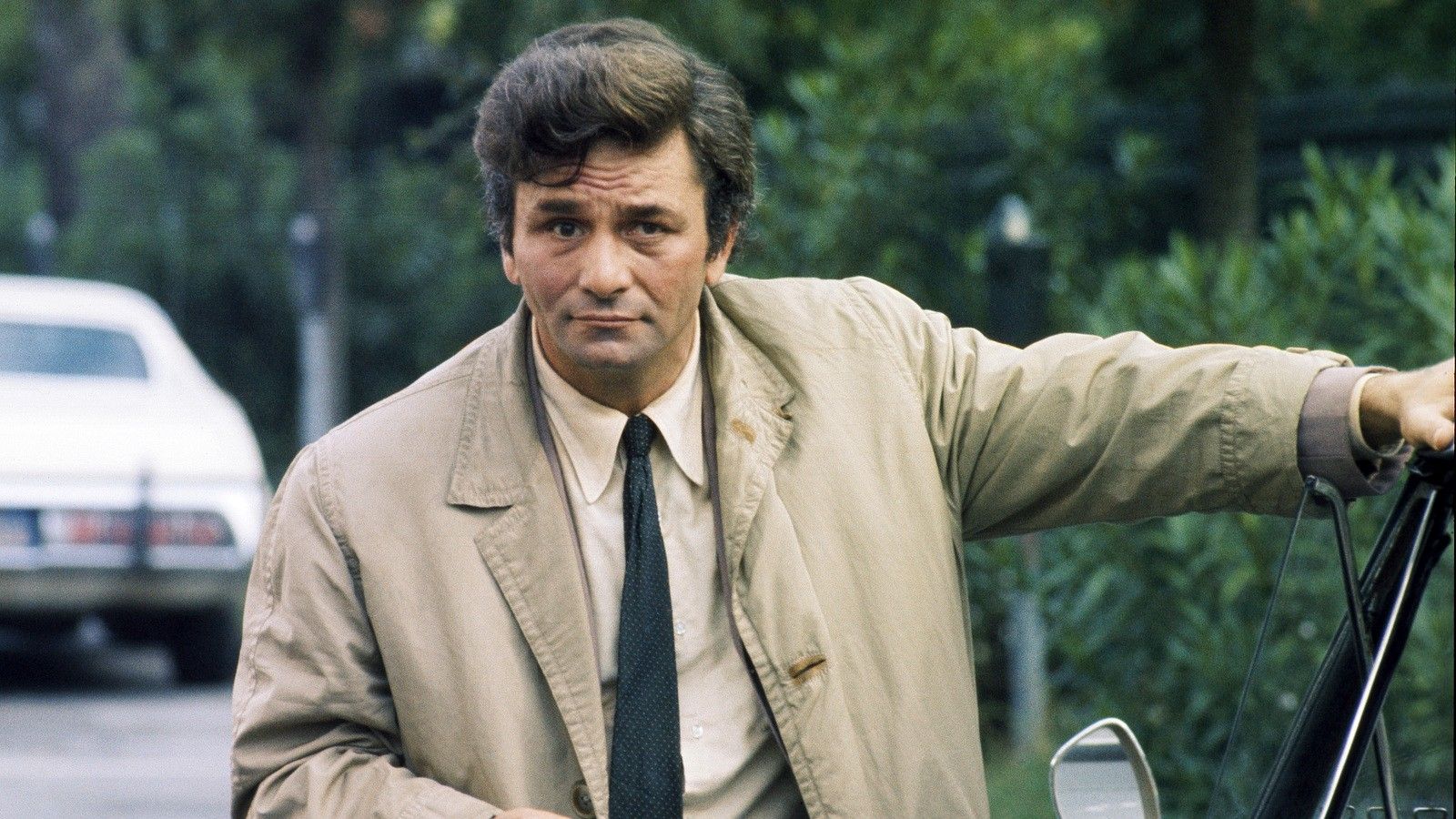 1600x900 The Wild Scene That Nearly Killed Peter Falk. GIANT FREAKIN ROBOT