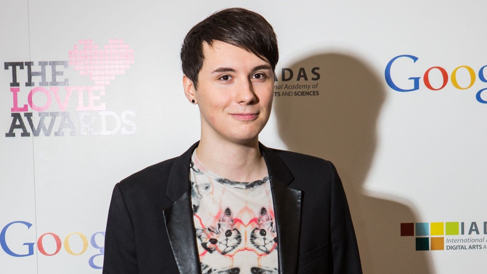1600x900 Dan Howell, of YouTube's Dan & Phil, Comes Out as Gay