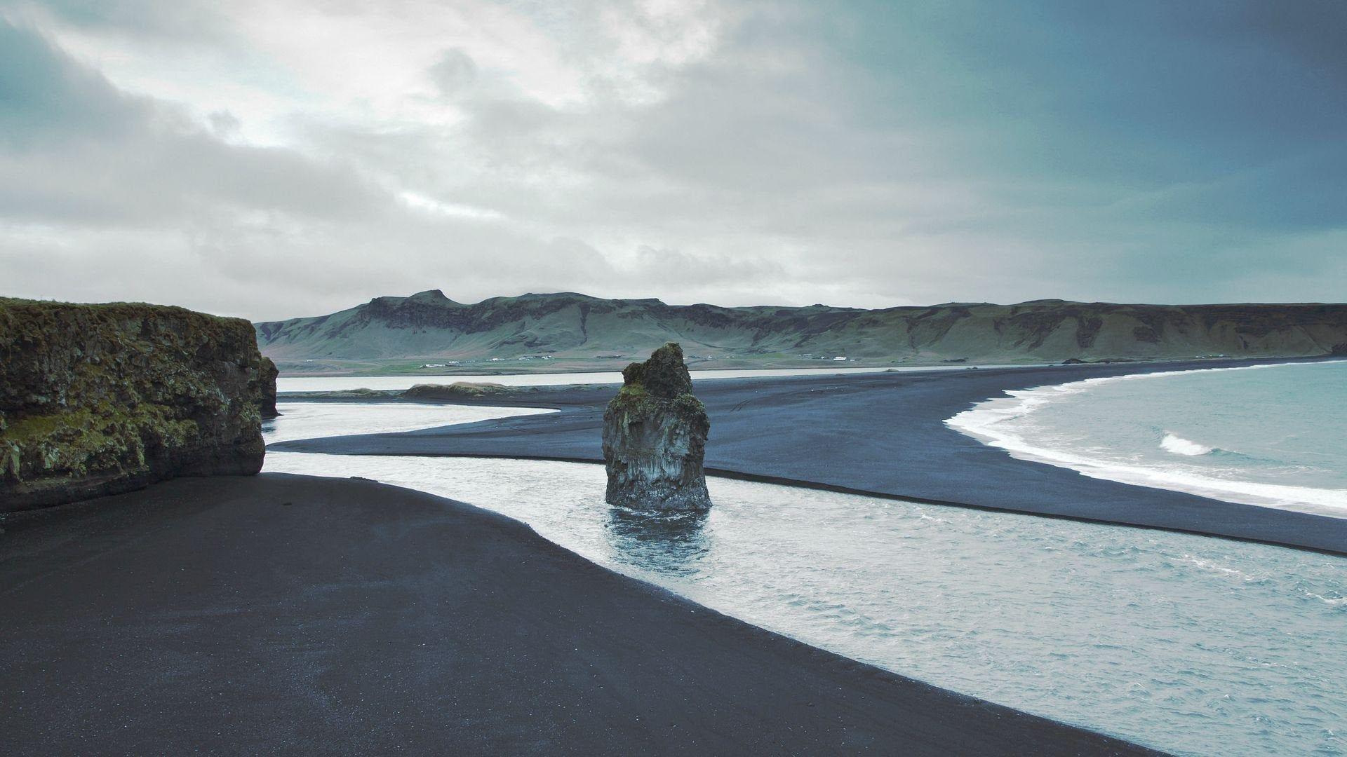 1920x1080 Black Sand Beach