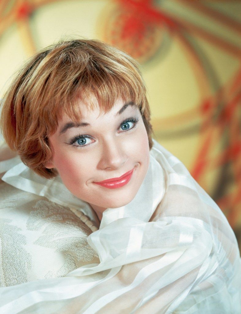 786x1023 Shirley MacLaine, enjoys cocktail in Malibu during rare outing