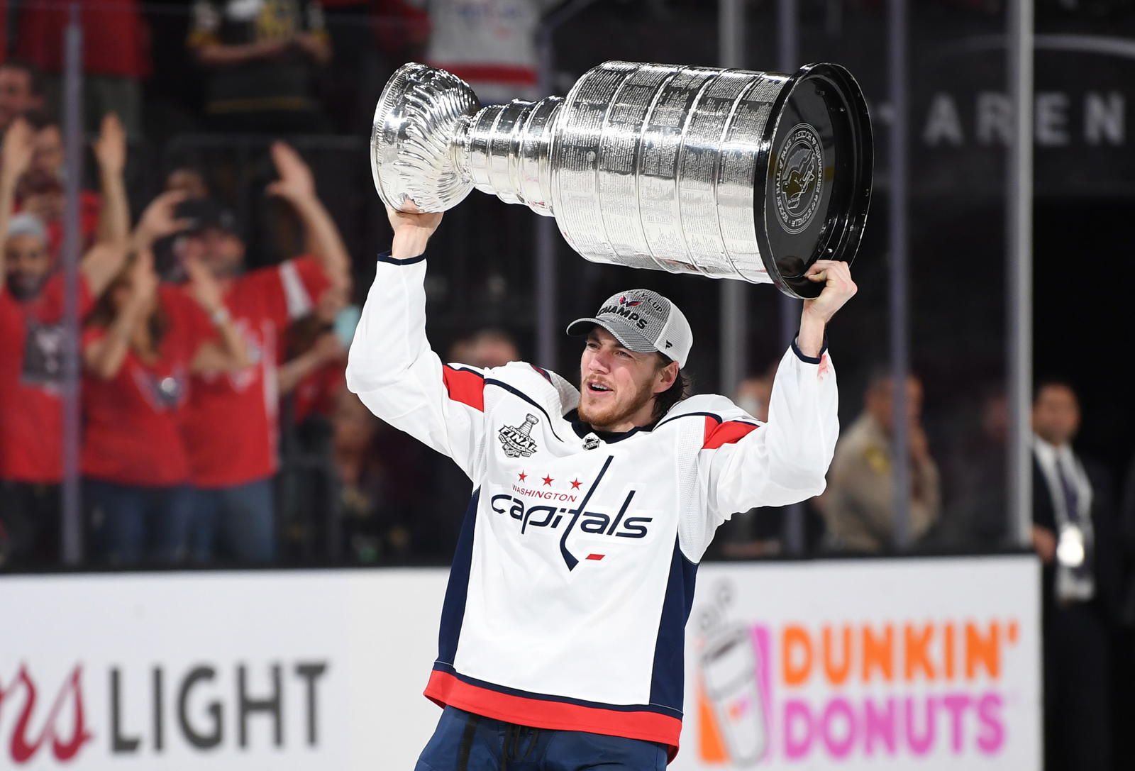 1600x1087 Retired NHL Scorer T.J. Oshie's Career Highlights Range From The Incredible To The Heartwarming