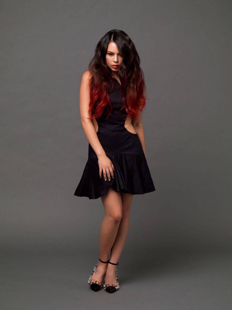 900x1200 Janel Parrish Wallpaper