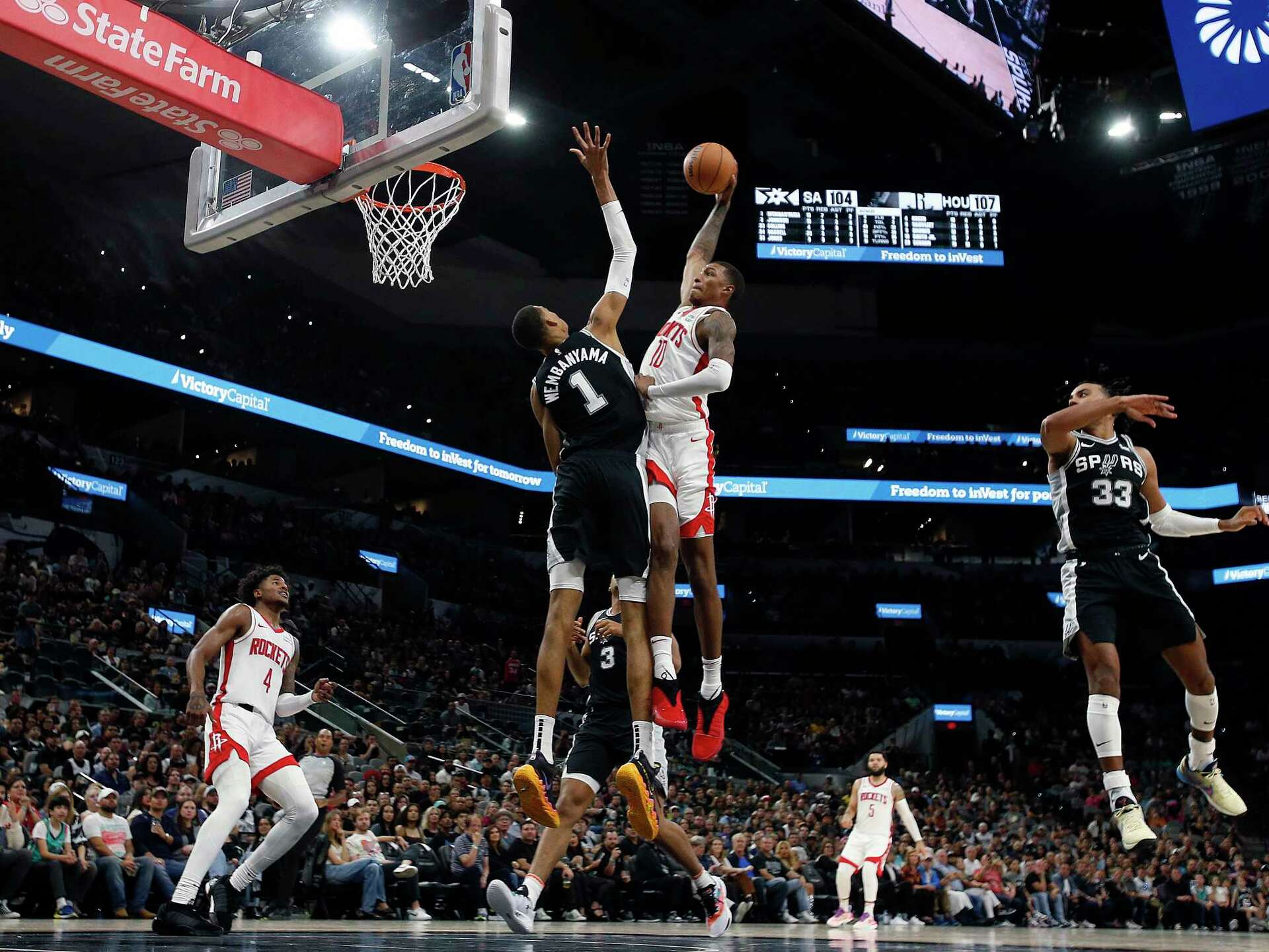 1920x1440 Rockets' Jabari Smith Jr. eager for rematch with Spurs' Wembanyama