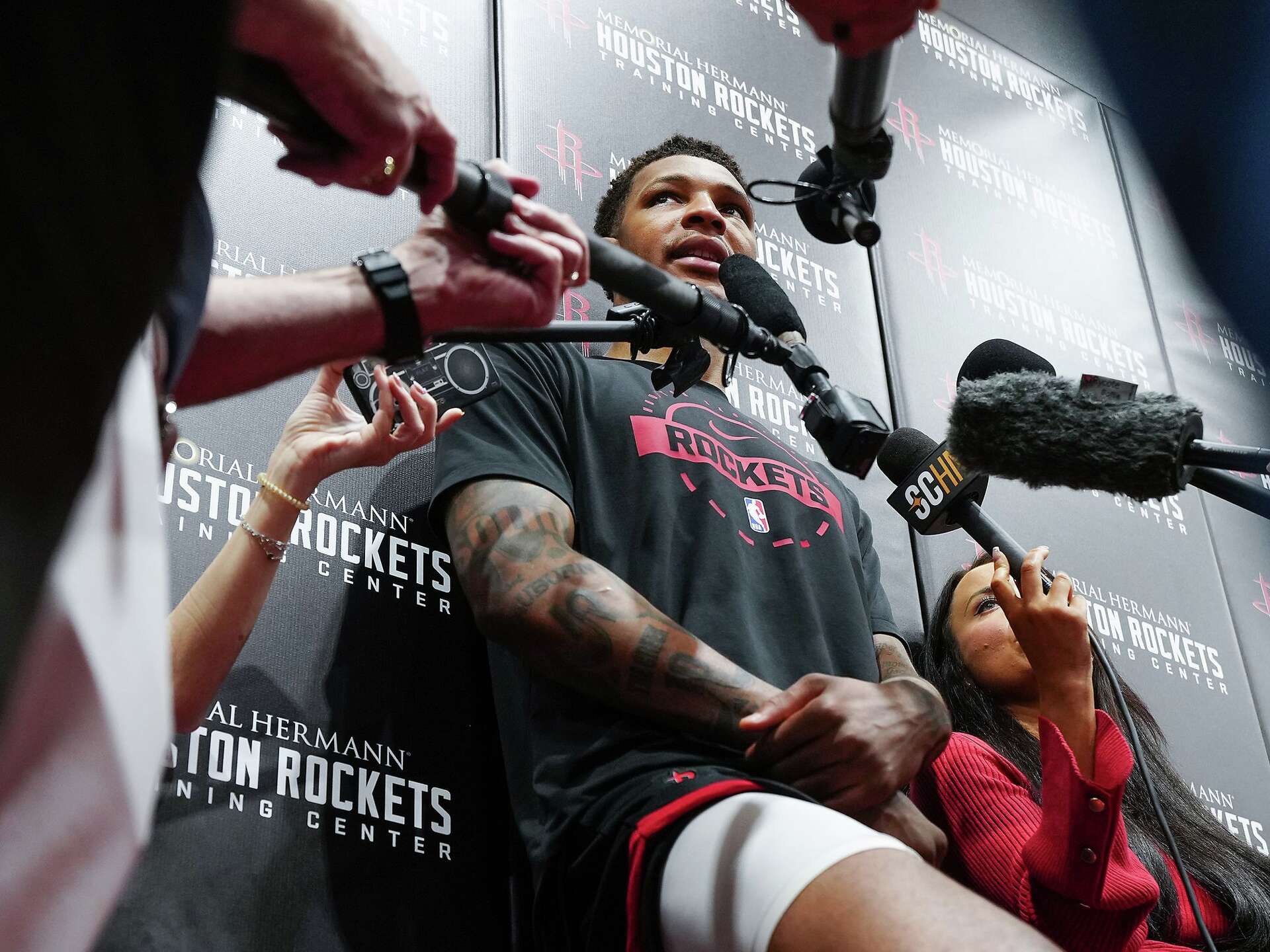 1920x1440 Jabari Smith Jr.: Rockets 'obviously the better team' vs. Lakers
