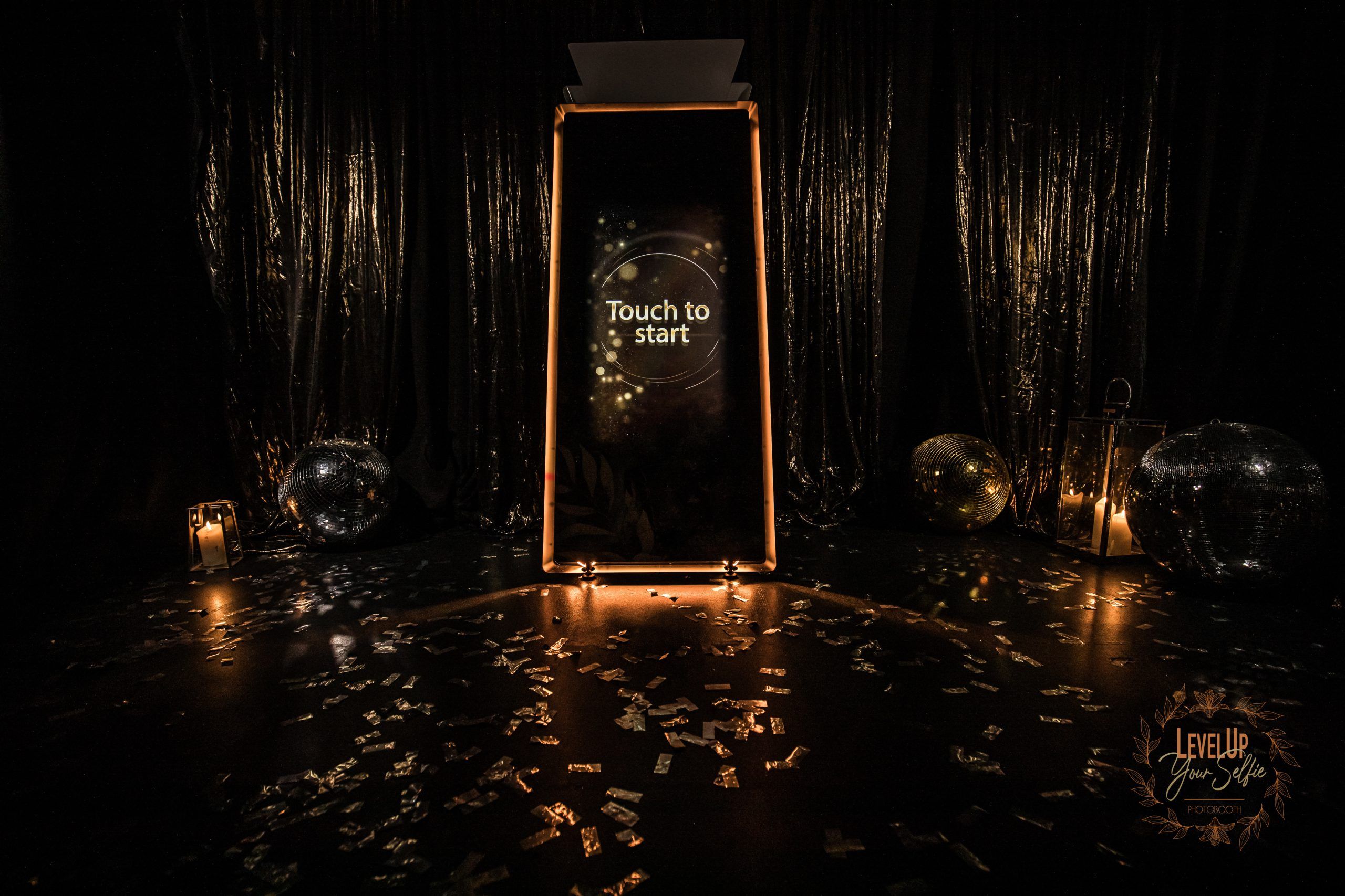 2560x1707 Magic Mirror Photo Booth Andover MA. Level Up Your Selfie