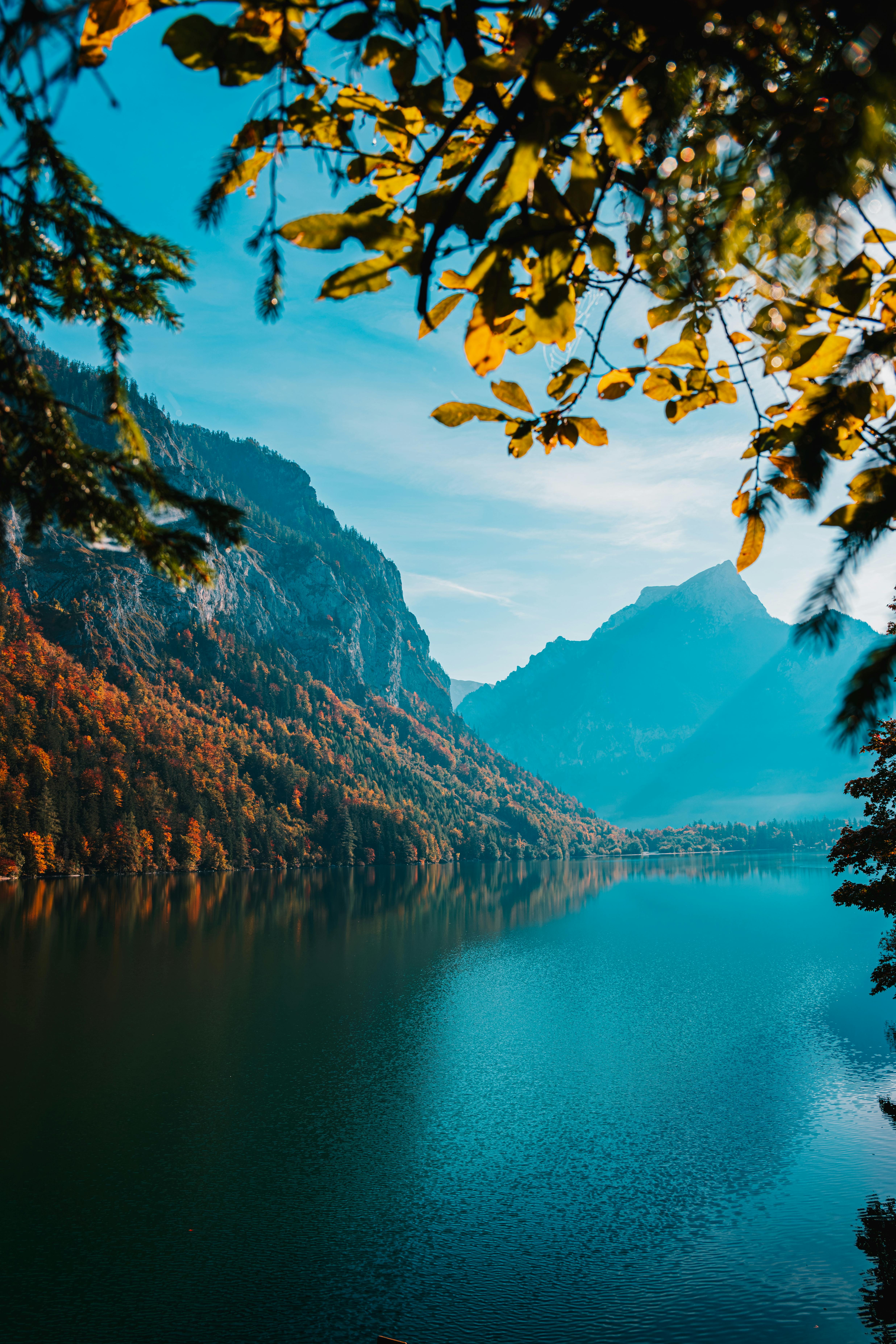 4945x7414 Lake Among Mountains in Turkey in Autumn · Free