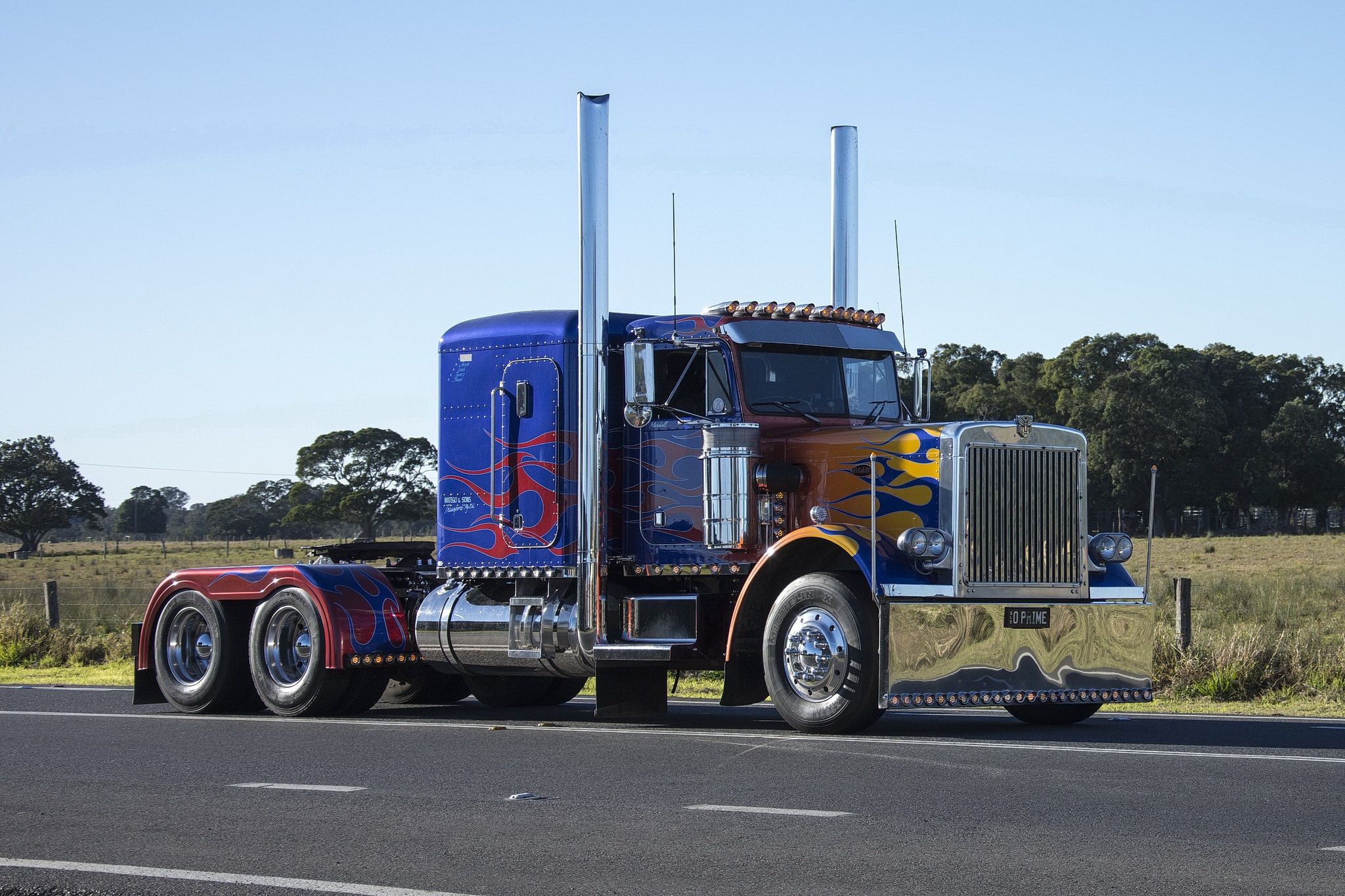 2048x1365 Wallpaper Optimus Prime, Peterbilt, 379 for mobile and desktop, section грузовики, resolution 2048x1365