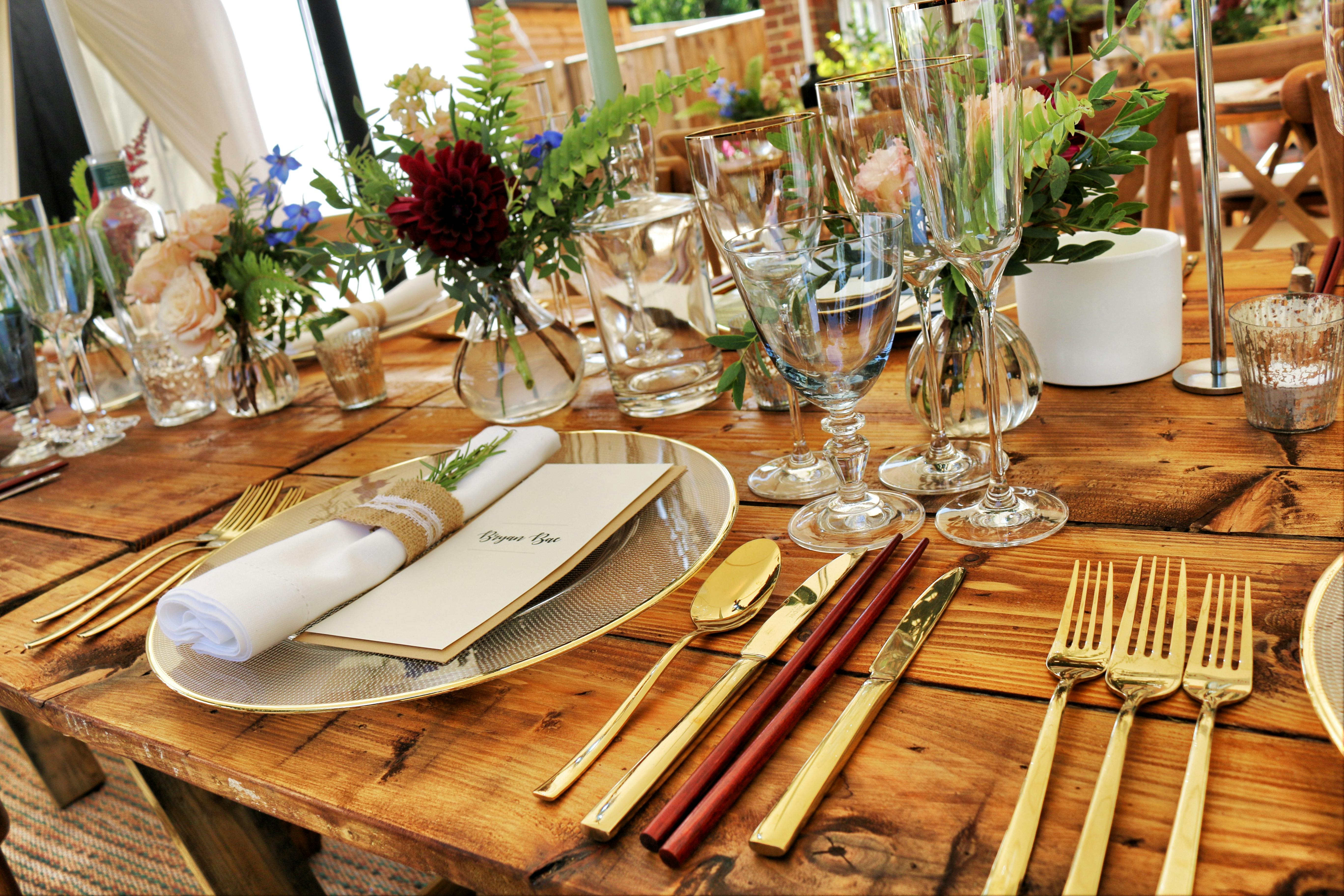 5472x3648 Dinnerware on Table Top · Free
