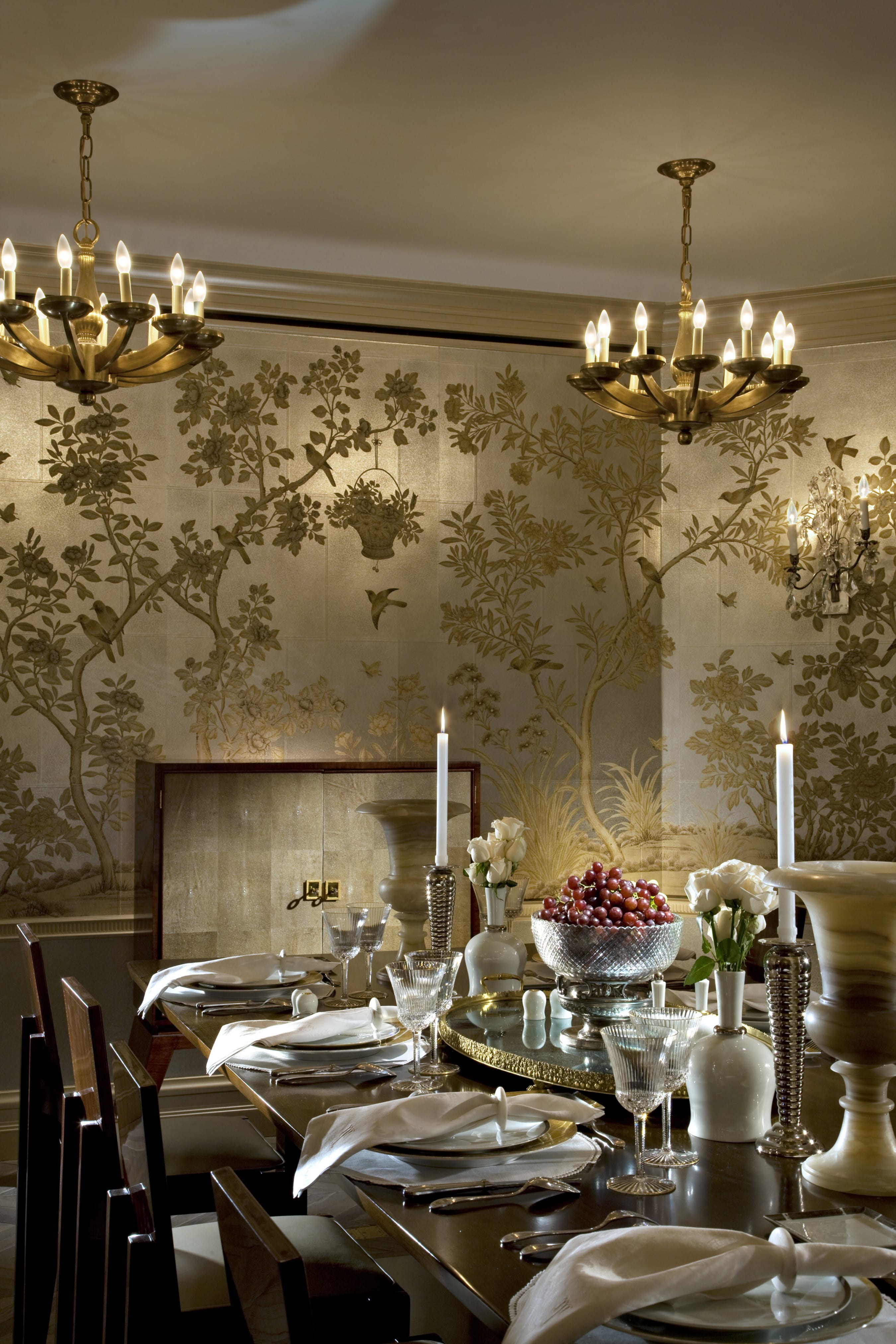2699x4048 Eye Catching Dining Rooms With Floral Wallpaper To Use Floral Wallpaper