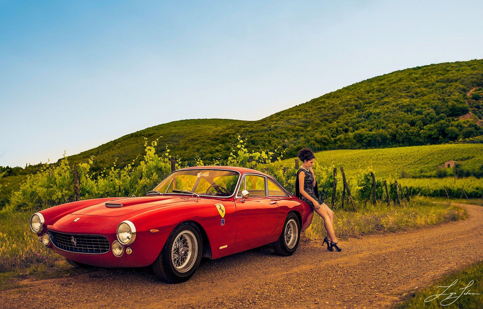 2000x1280 vineyards, ferrari road, gt, girl Wallpaper