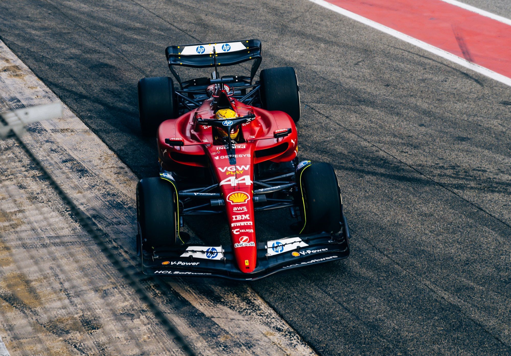 2000x1395 Ferrari completes Barcelona TPC hampered by Hamilton's crash