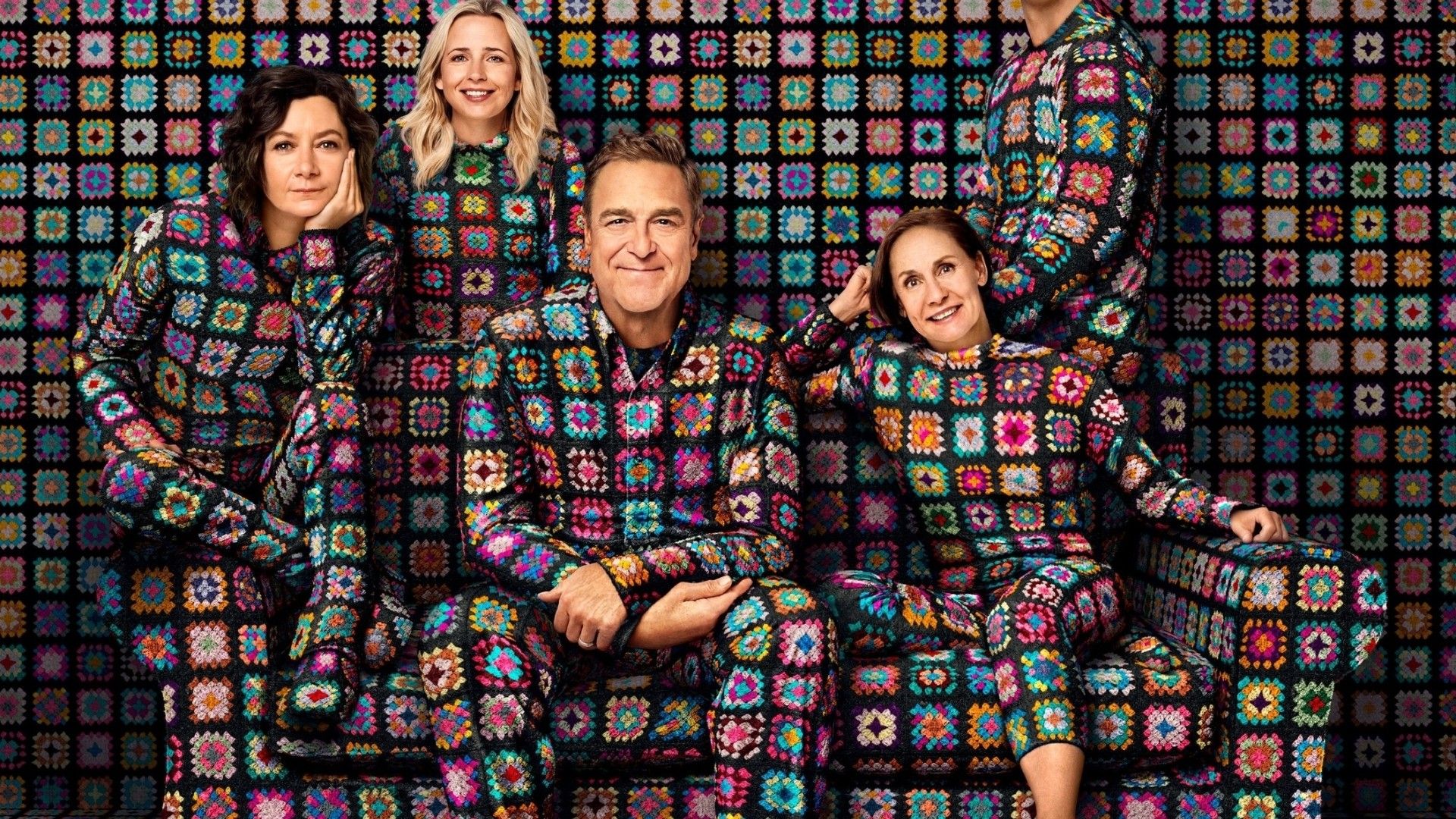 1920x1080 John Goodman (Dan), Laurie Metcalf (Jackie), Sara Gilbert (Darlene), Lecy Goranson (Becky) HD The Conners Season 5 Wallpaper