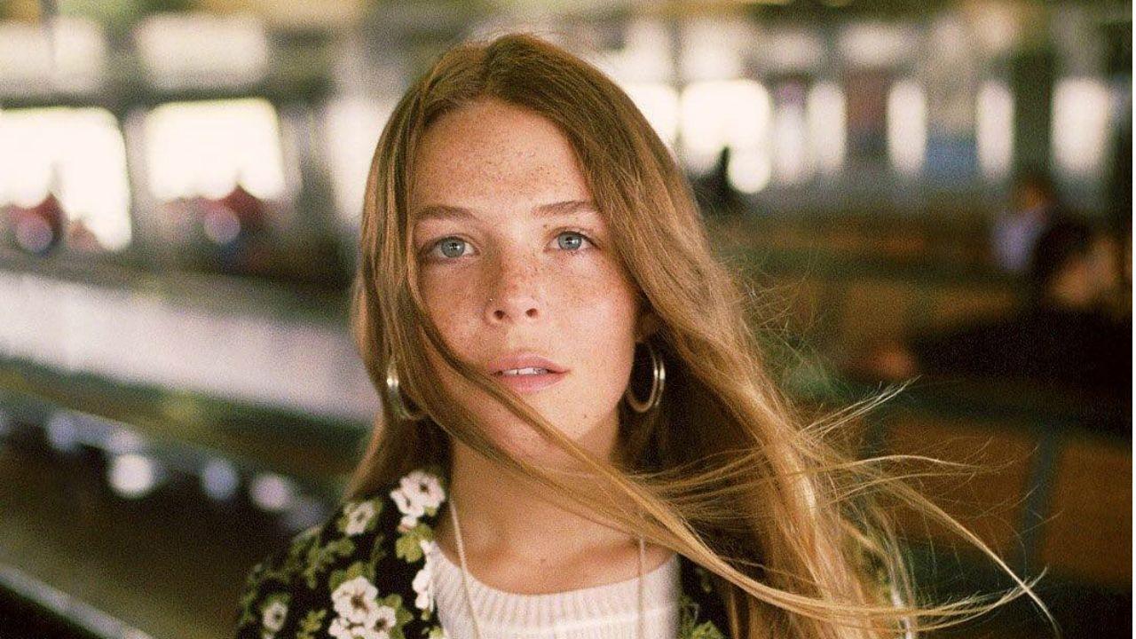 1280x720 Maggie Rogers Wallpaper
