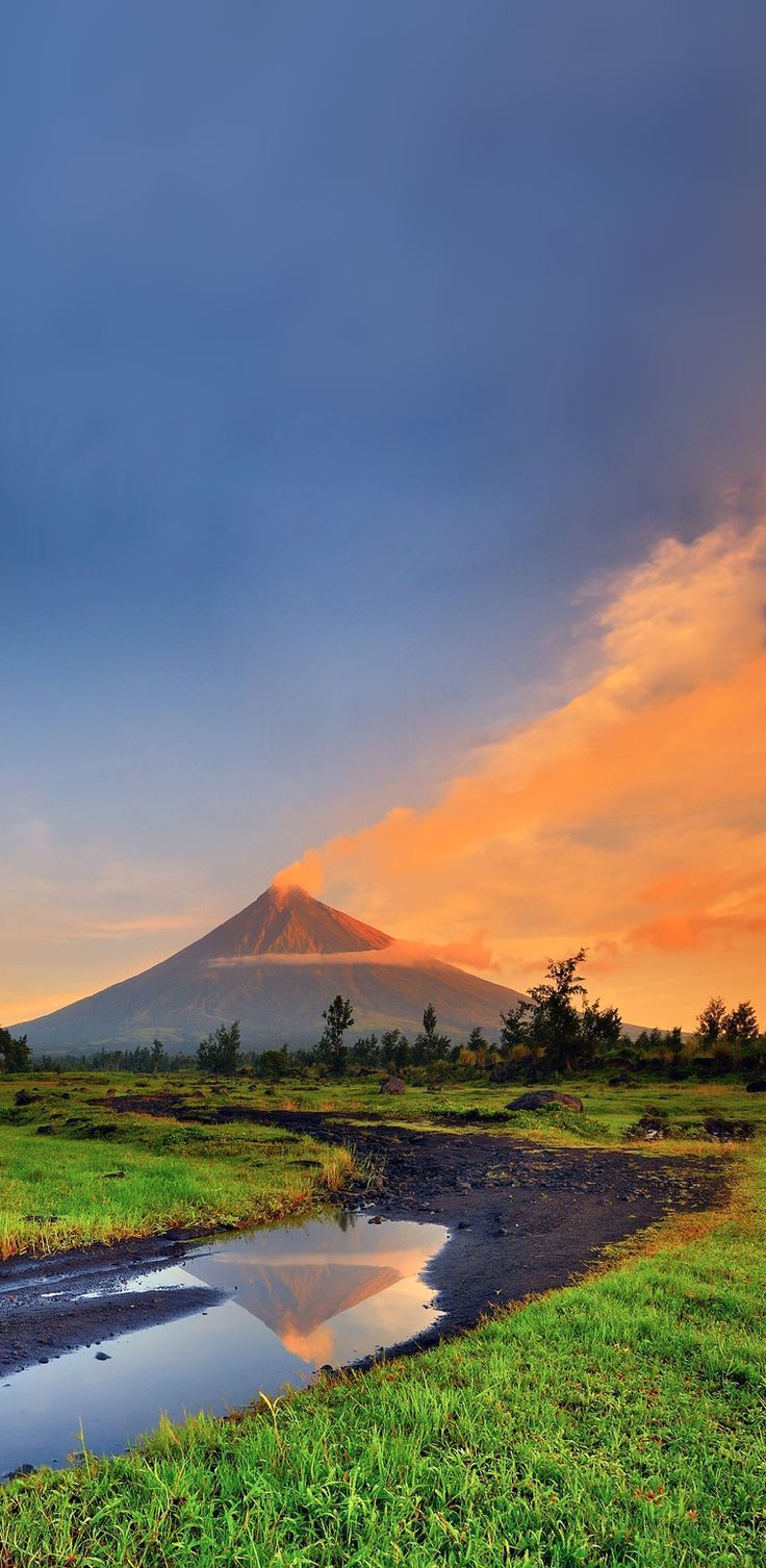 736x1506 That Same Path. Bicol philippines aesthetic, Philippines wallpaper, Beautiful landscape wallpaper