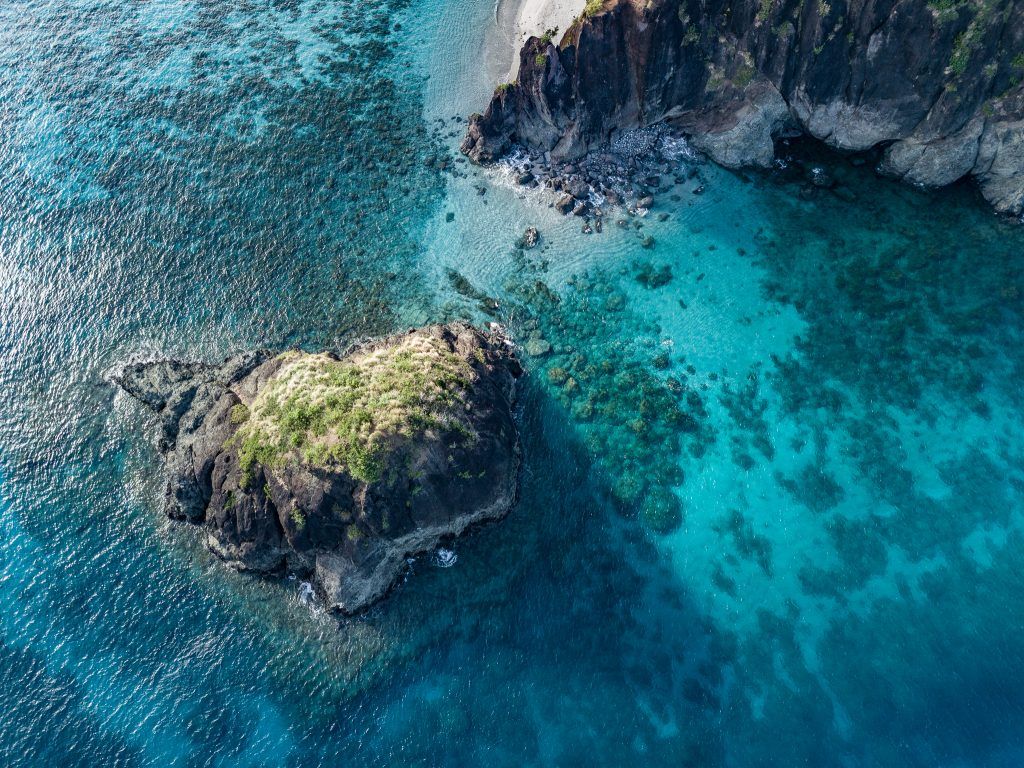 1024x768 Volcanoes and Tropical Islands: Drone Picture From Bicol in the Philippines