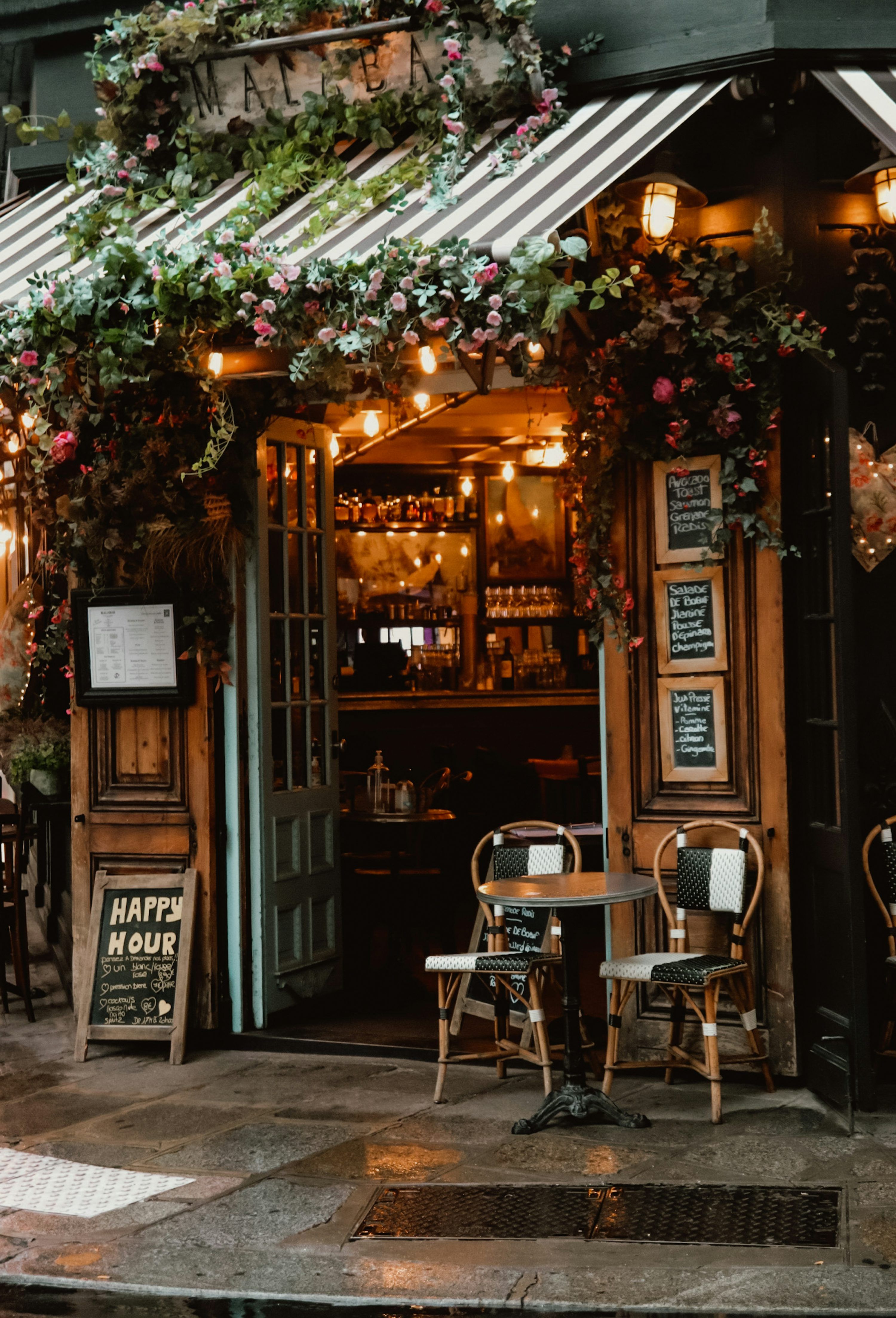 3000x4412 Aesthetic Cafe Picture. Download Free Image