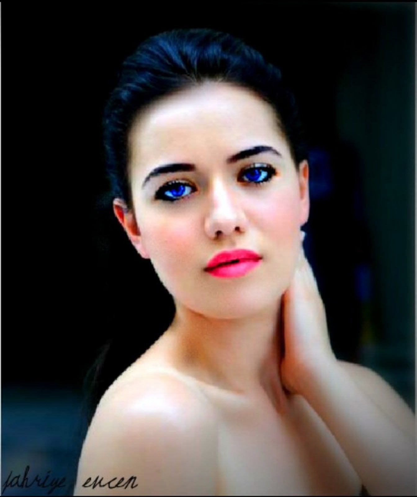 1344x1600 Fahriye Evcen HD