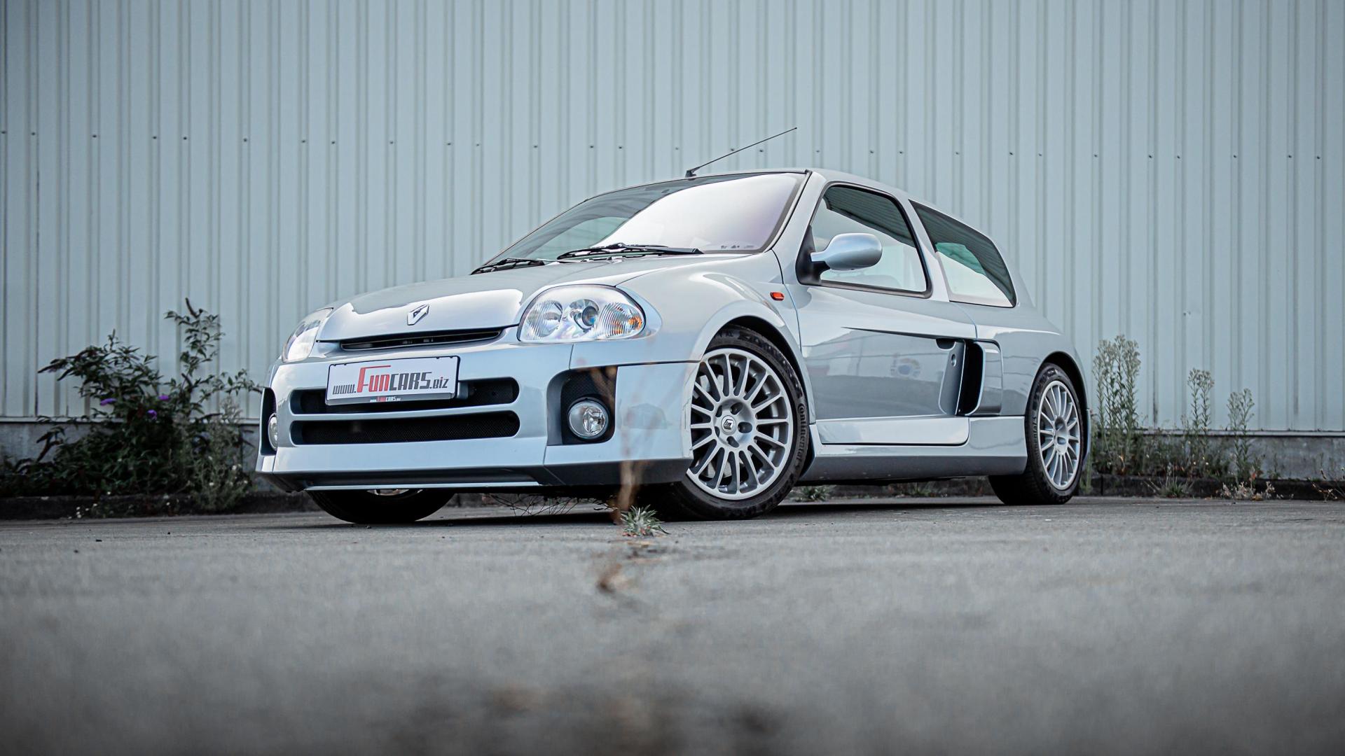 1920x1080 Renault Sport Clio V6