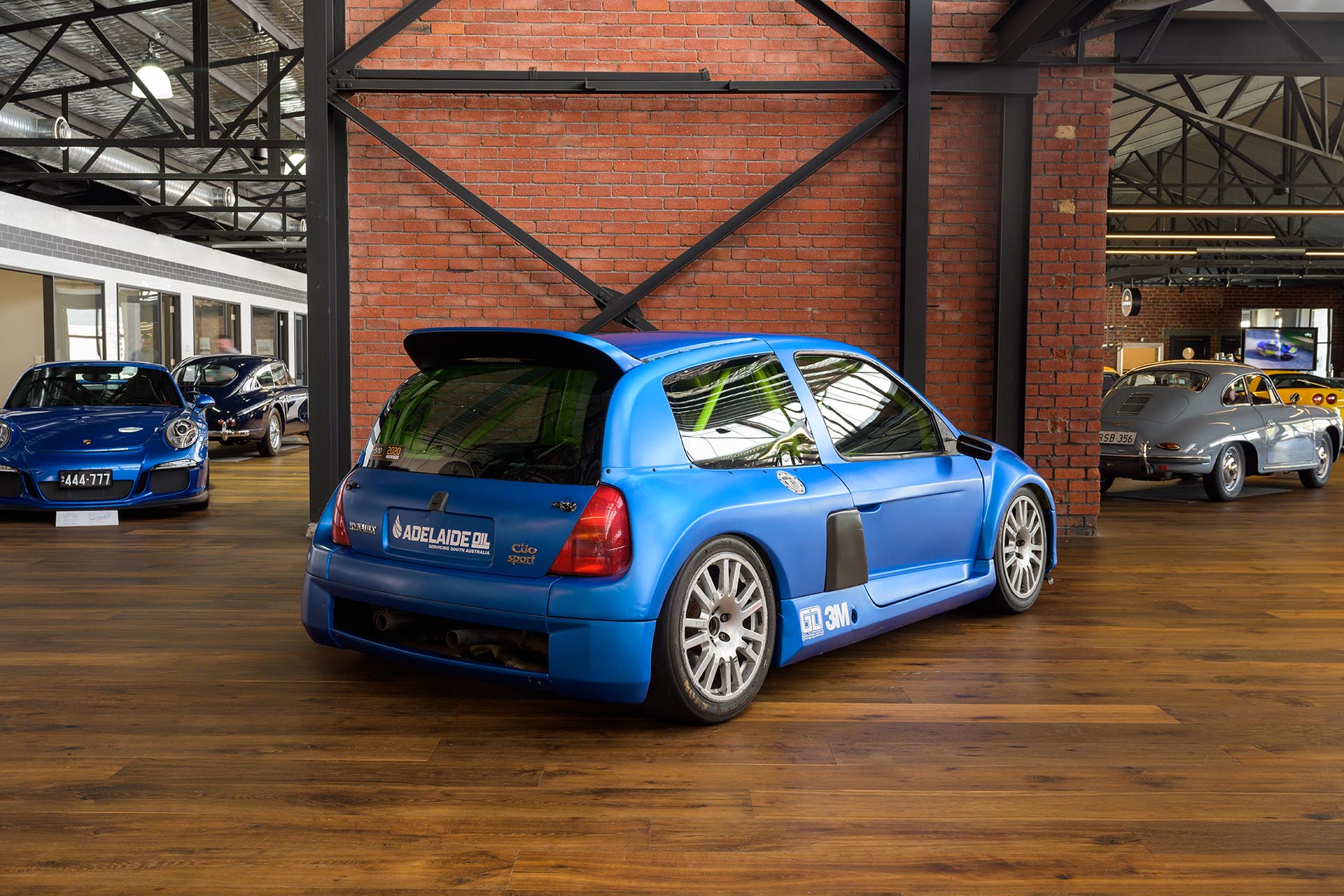 1920x1280 Renault Clio V6 Racer (20)