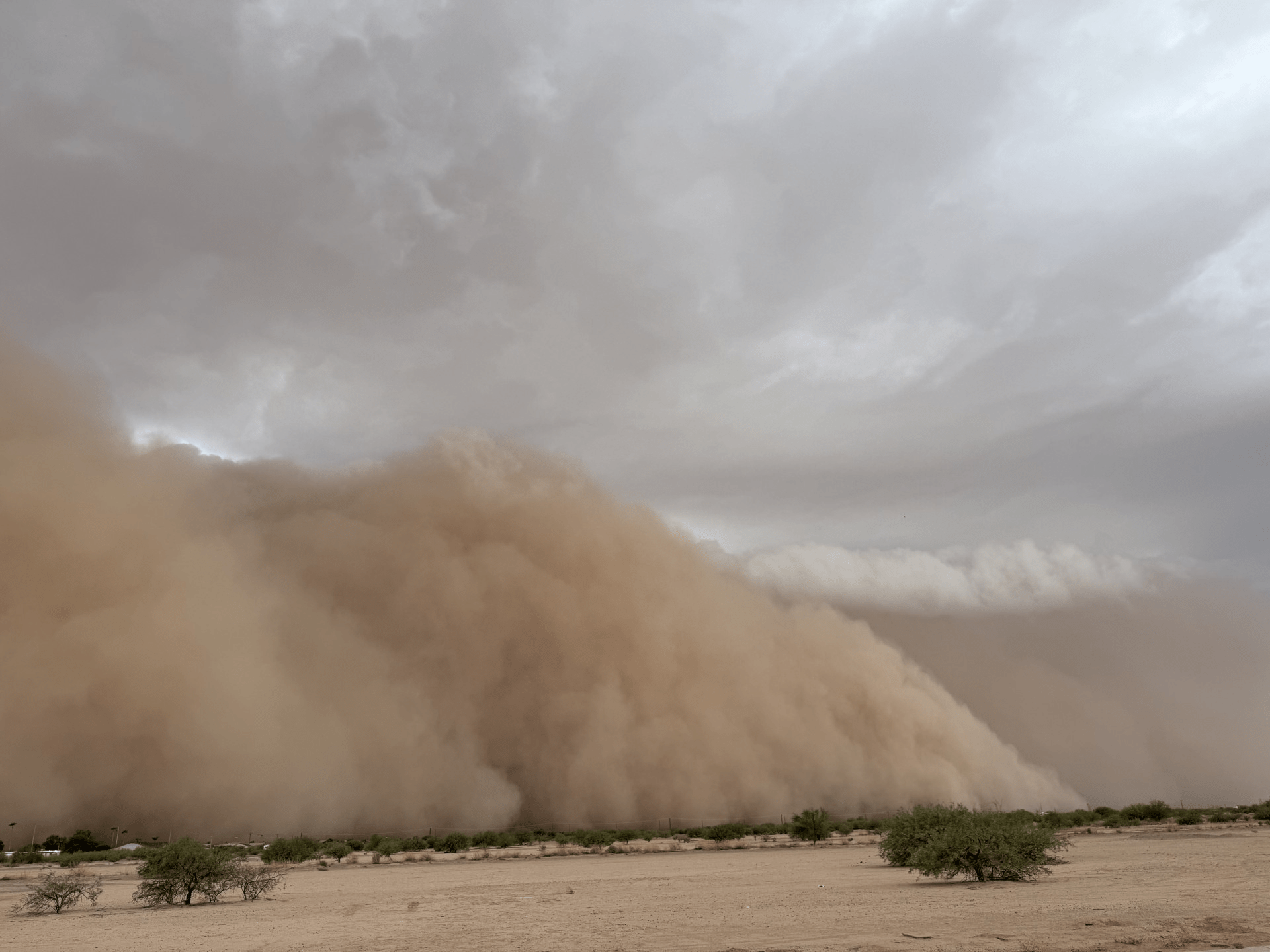 1920x1440 PHOTOS: Monsoon 2025 brings massive dust storm, heavy rain to the Valley